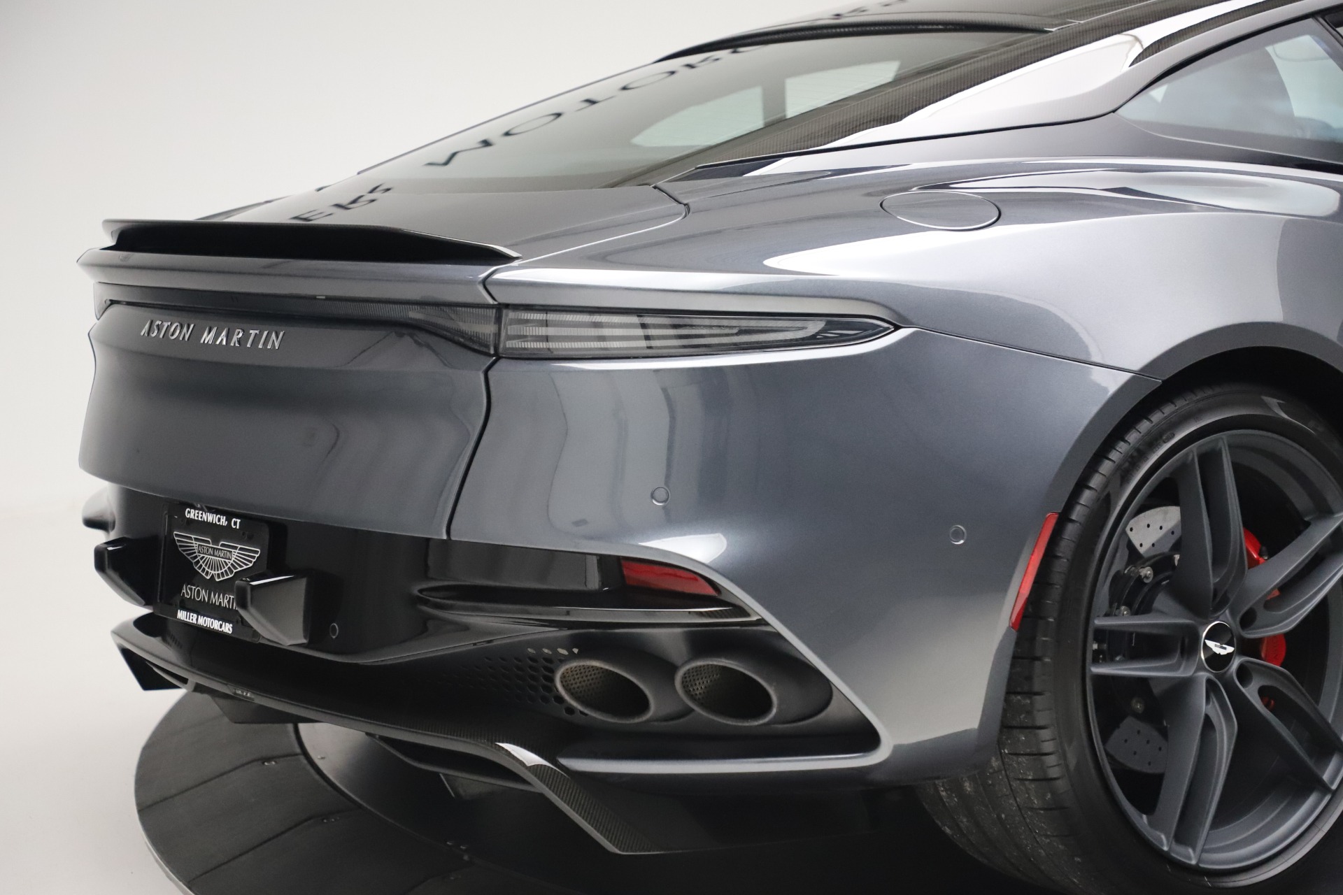 Used-2019-Aston-Martin-DBS-Superleggera-Coupe