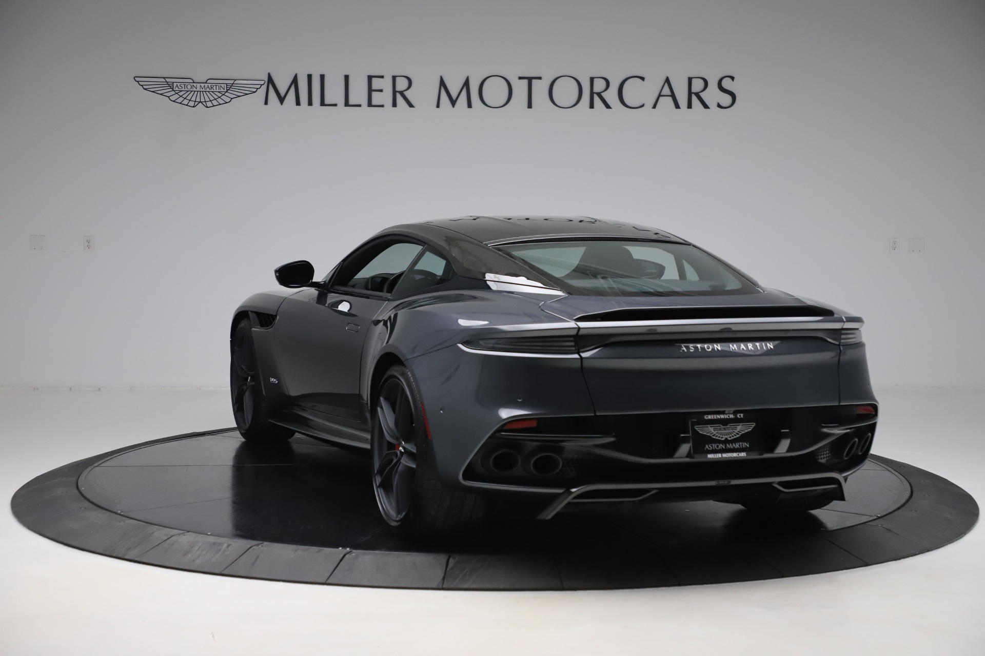 Used-2019-Aston-Martin-DBS-Superleggera-Coupe