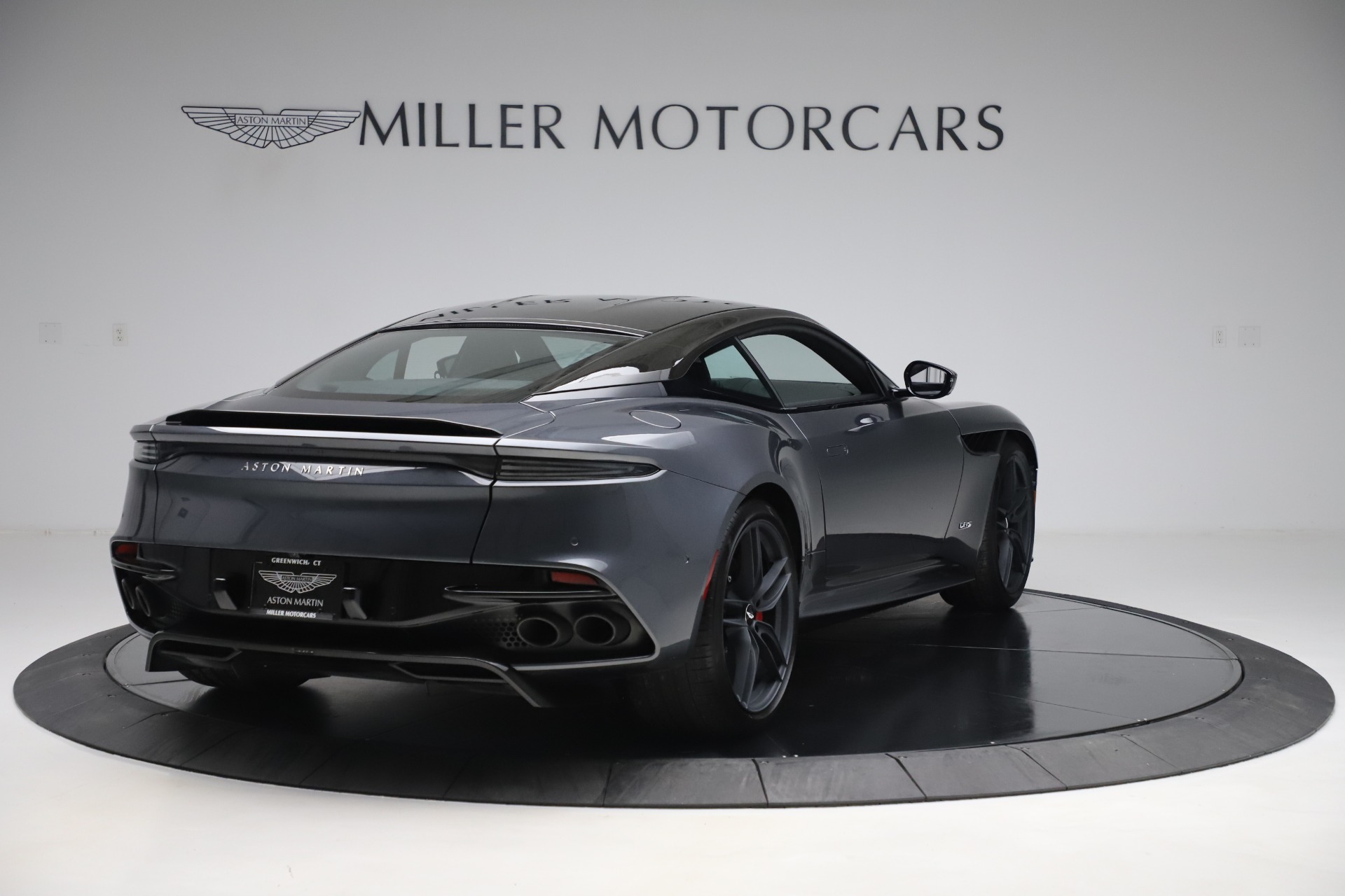 Used-2019-Aston-Martin-DBS-Superleggera-Coupe