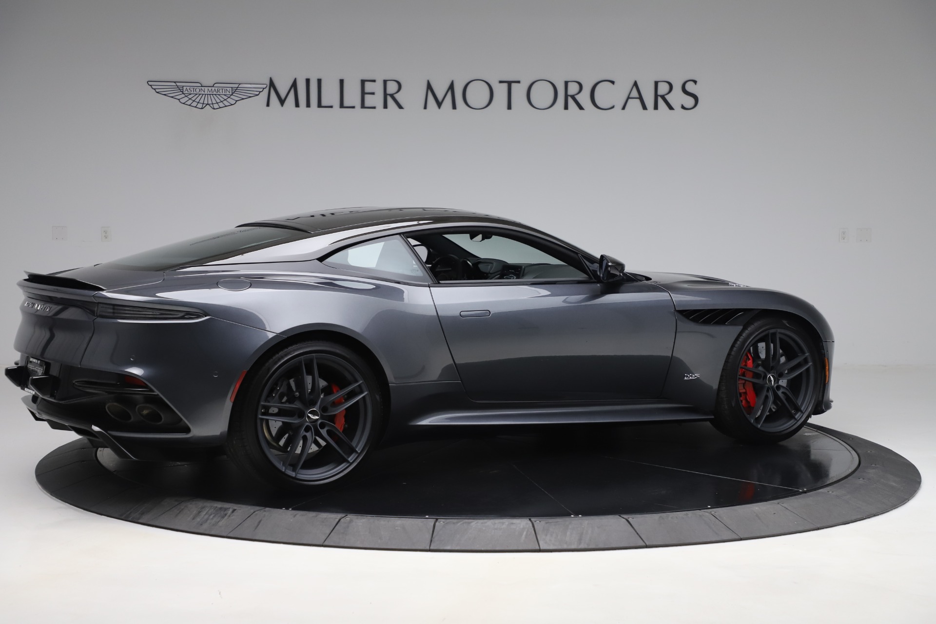 Used-2019-Aston-Martin-DBS-Superleggera-Coupe