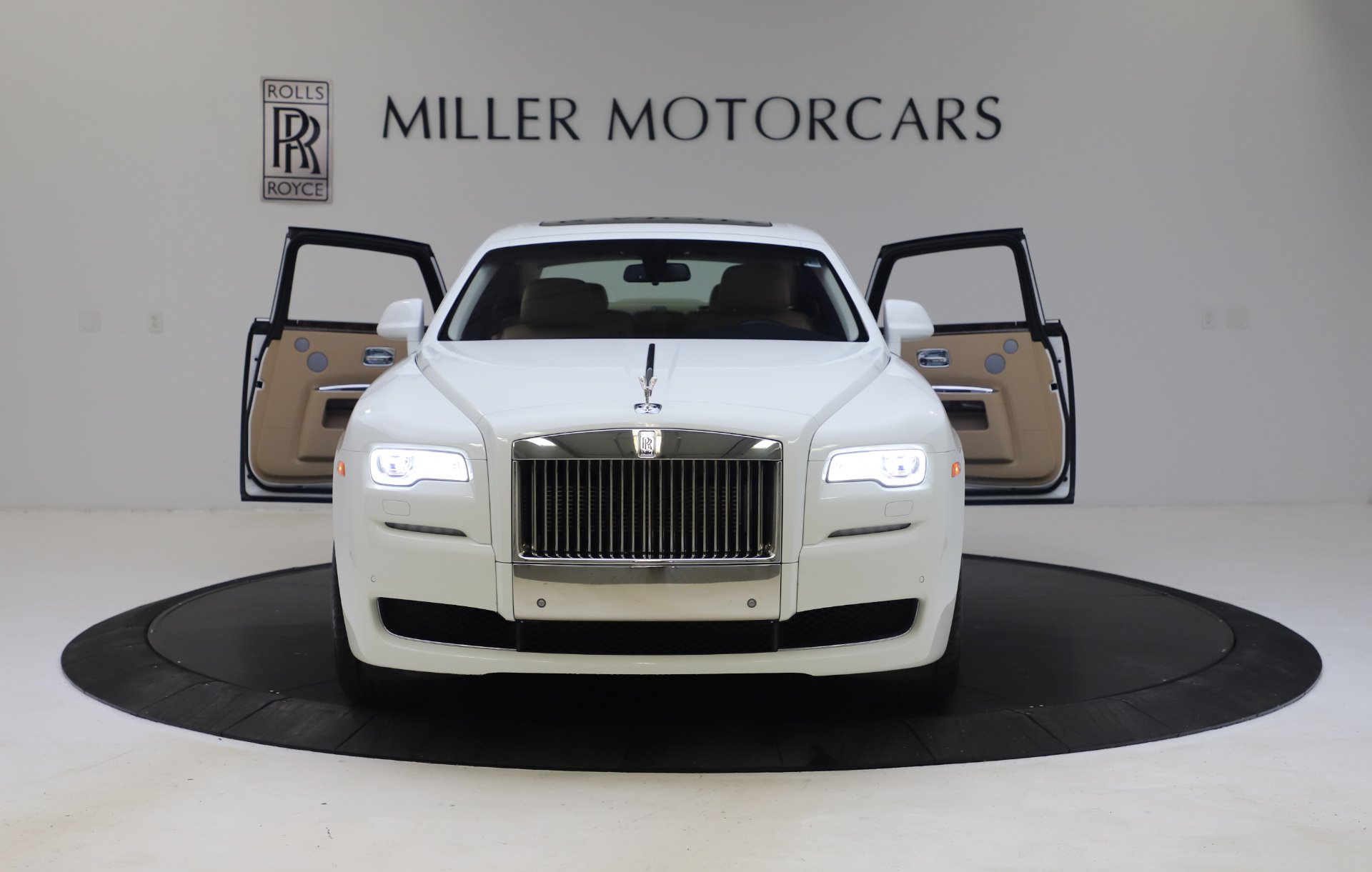 Used-2015-Rolls-Royce-Ghost