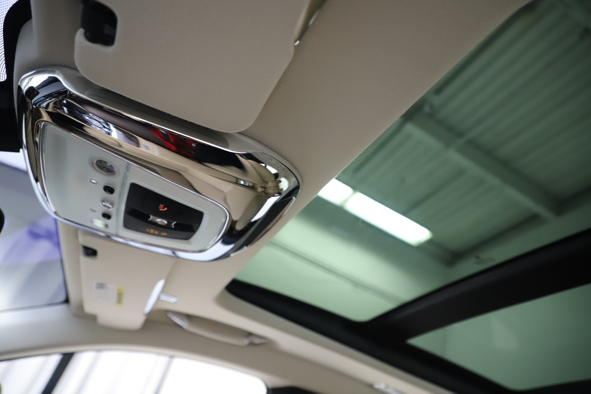 Used-2015-Rolls-Royce-Ghost