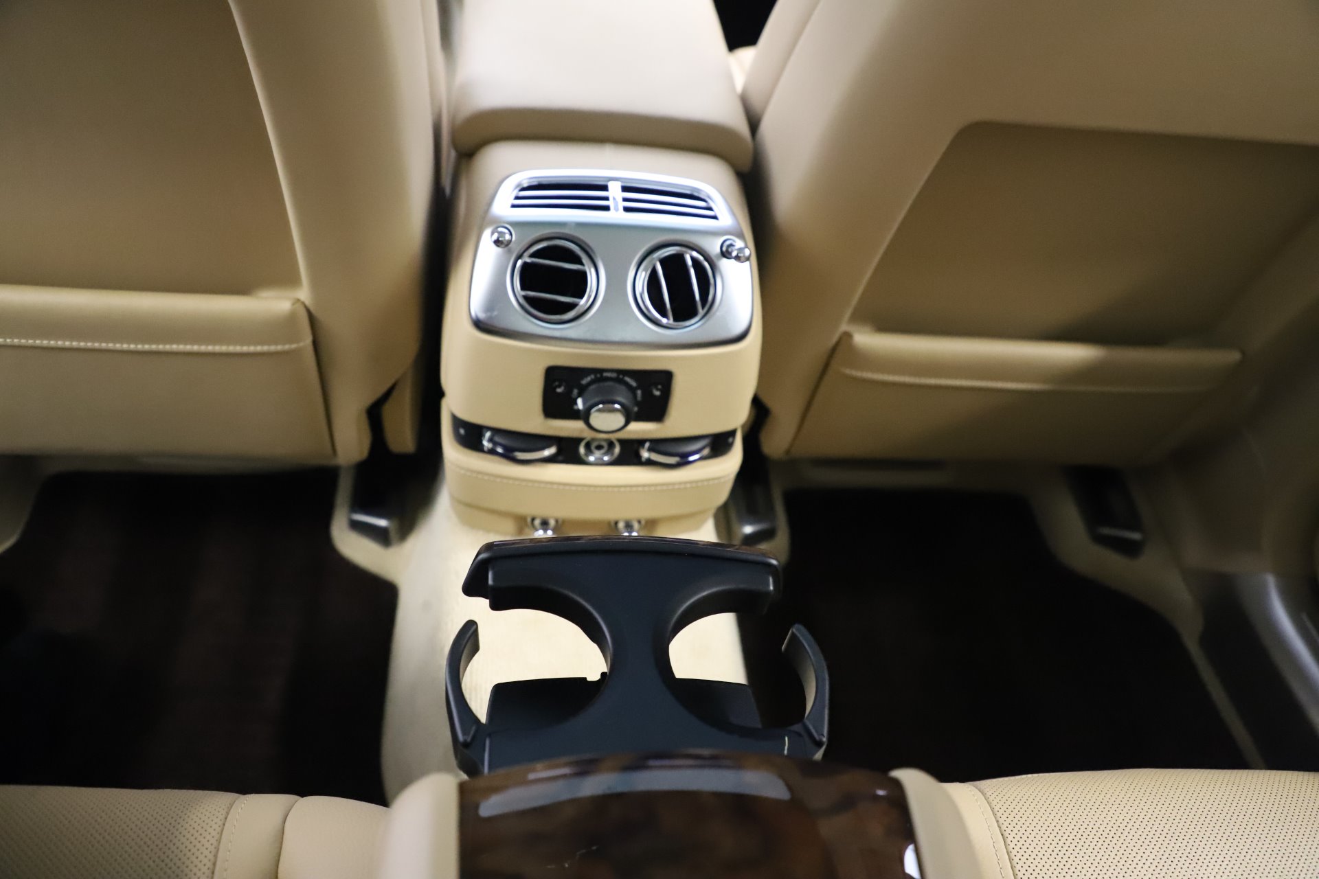 Used-2015-Rolls-Royce-Ghost