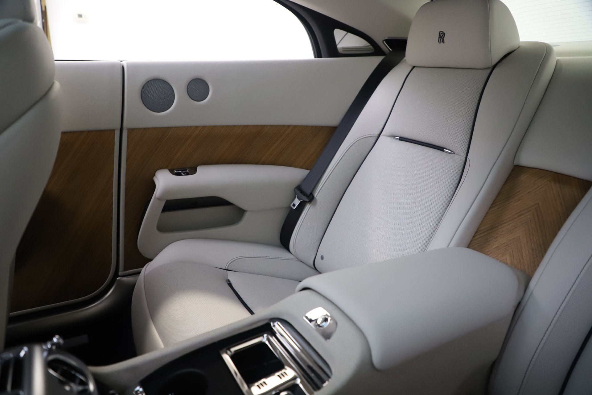 Used-2016-Rolls-Royce-Wraith