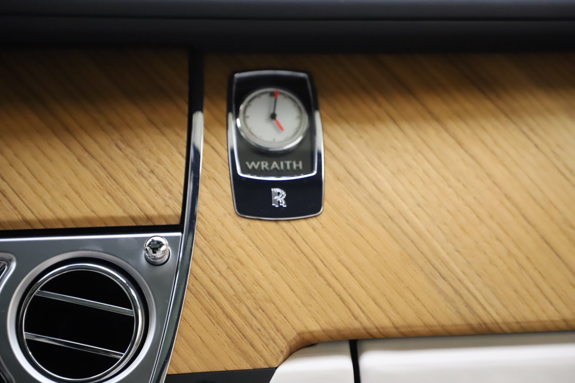 Used-2016-Rolls-Royce-Wraith