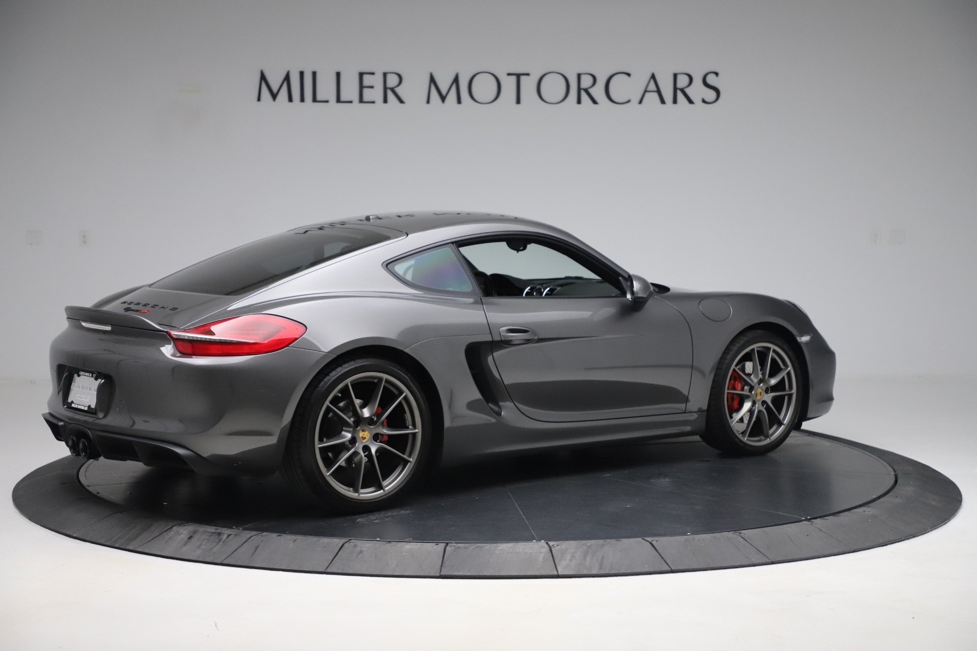 Used-2015-Porsche-Cayman-S