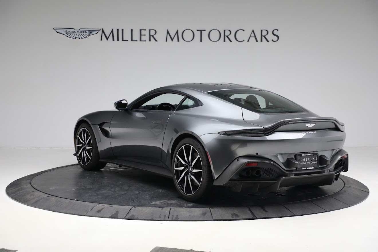 Used-2020-Aston-Martin-Vantage-Coupe