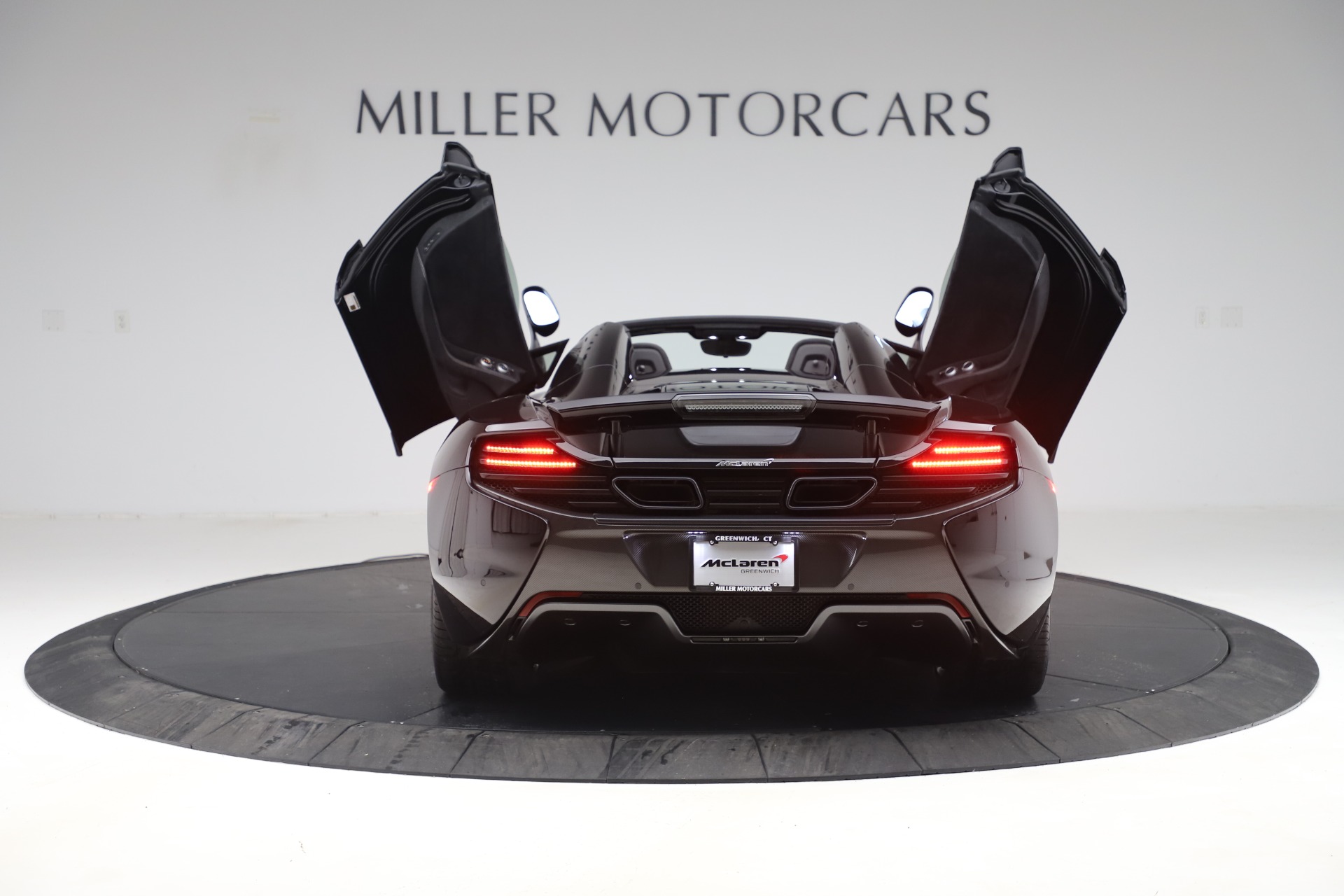 Used-2015-McLaren-650S-Spider