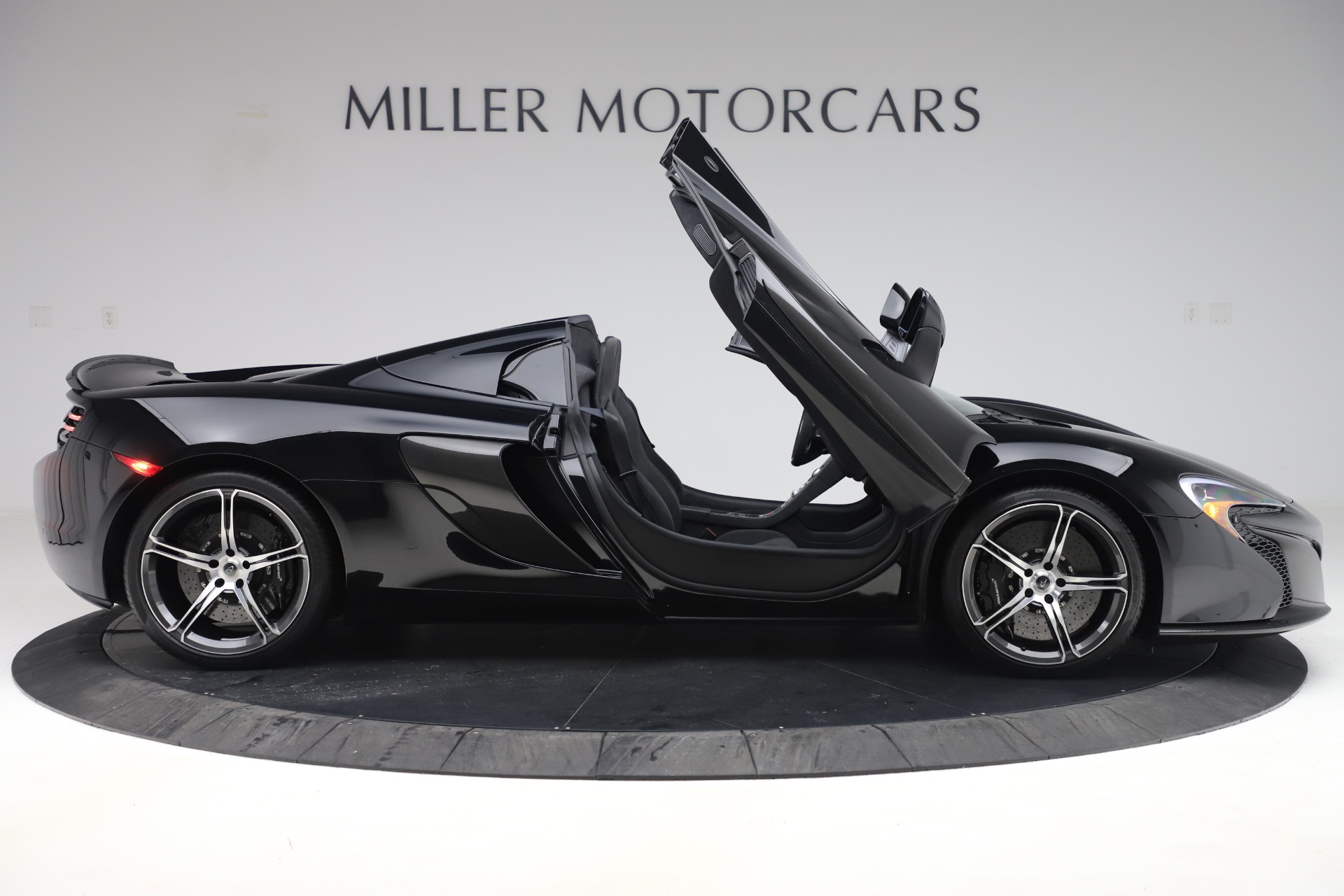 Used-2015-McLaren-650S-Spider