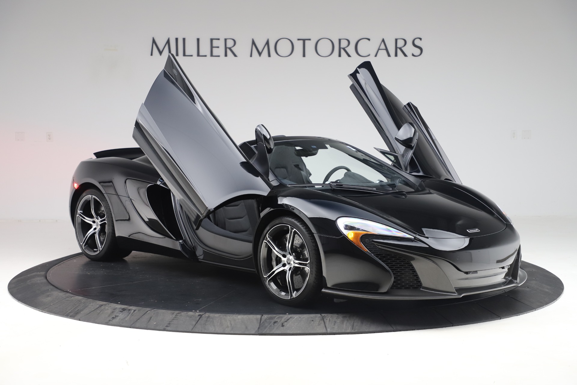 Used-2015-McLaren-650S-Spider