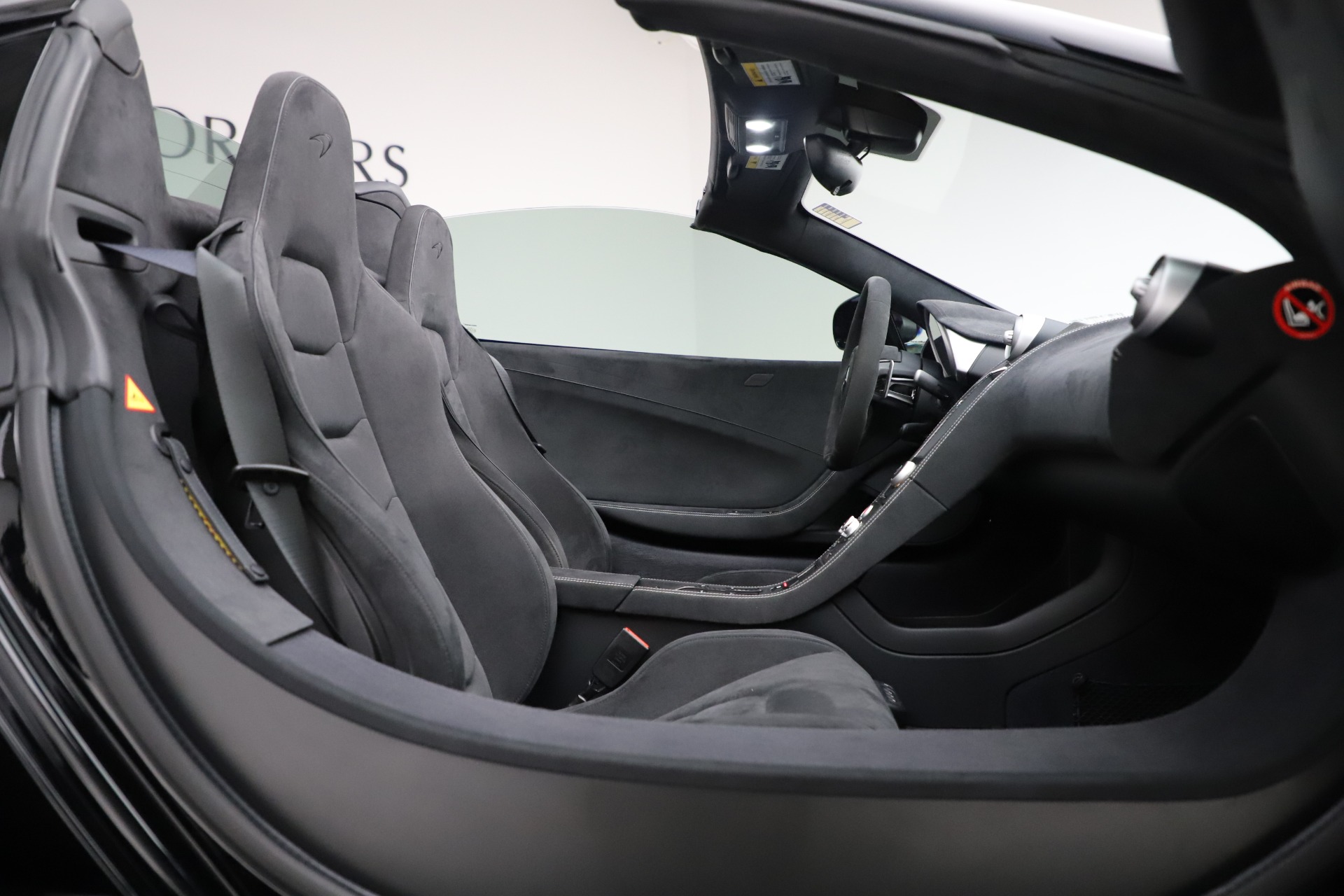 Used-2015-McLaren-650S-Spider