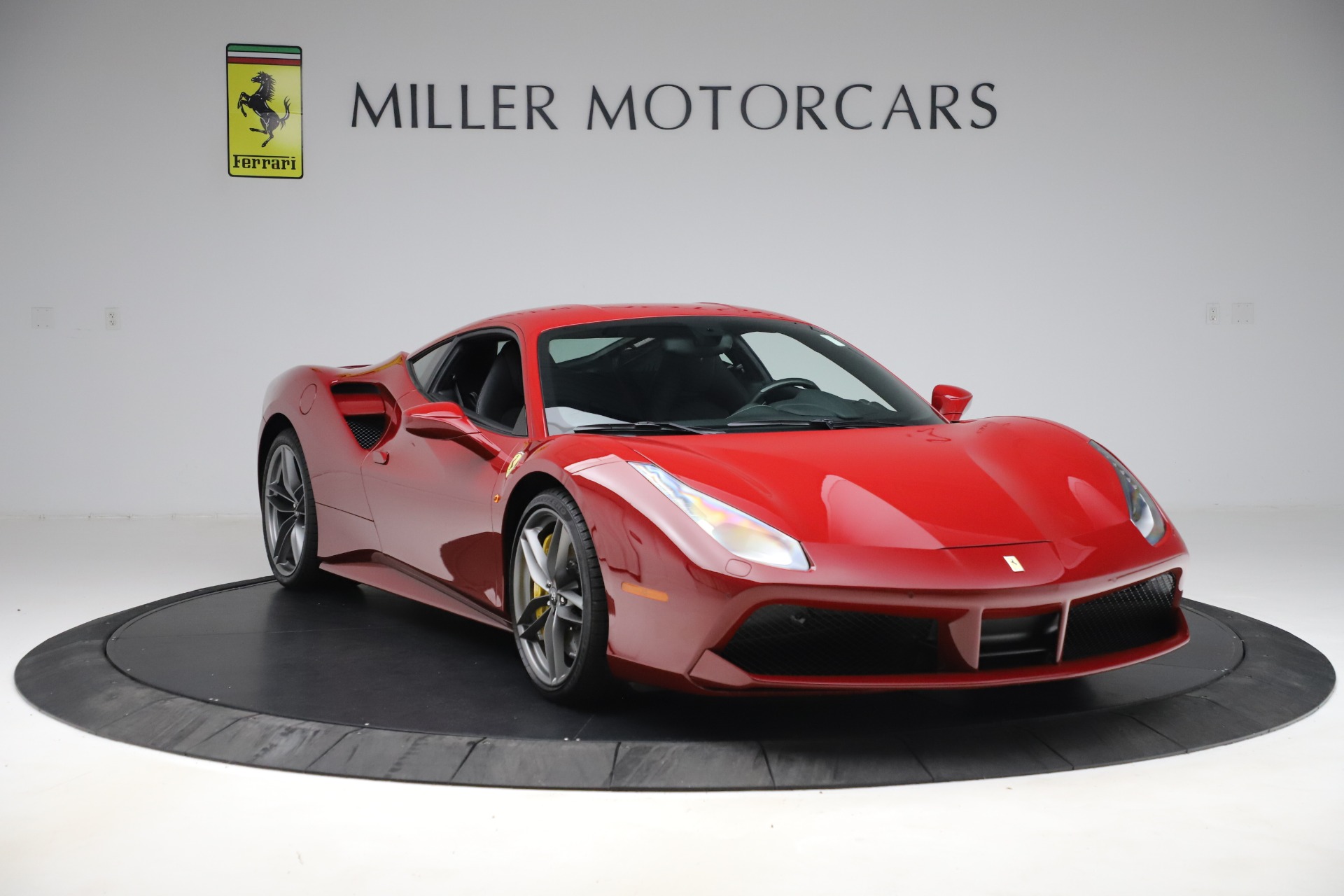 Used-2019-Ferrari-488-GTB