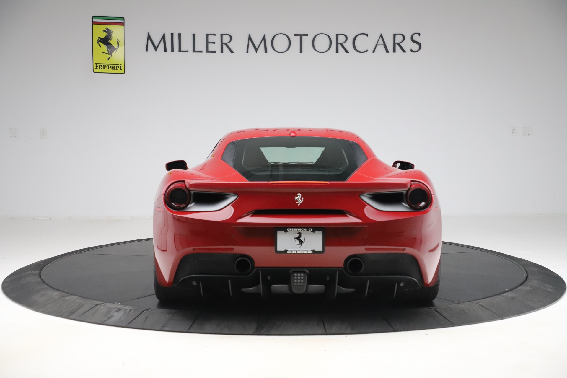Used-2019-Ferrari-488-GTB