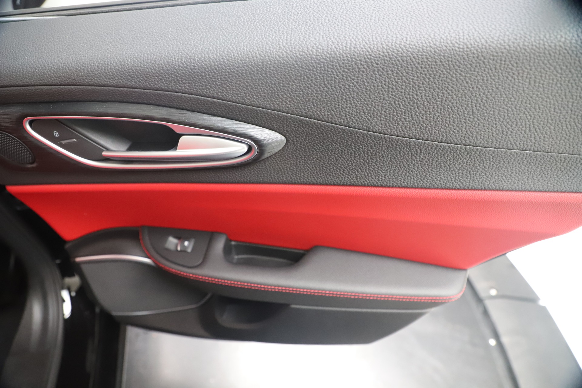 New-2019-Alfa-Romeo-Giulia-Q4