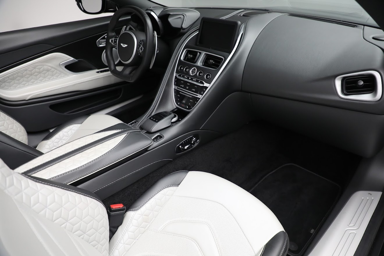 Used-2020-Aston-Martin-DBS-Superleggera-Volante