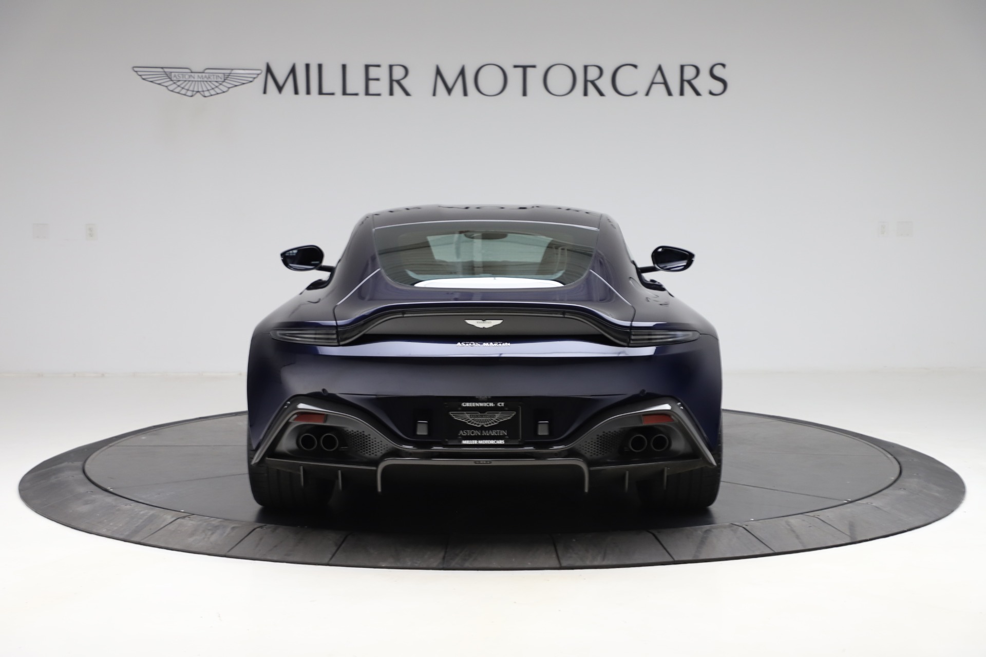 New-2020-Aston-Martin-Vantage-AMR-Coupe
