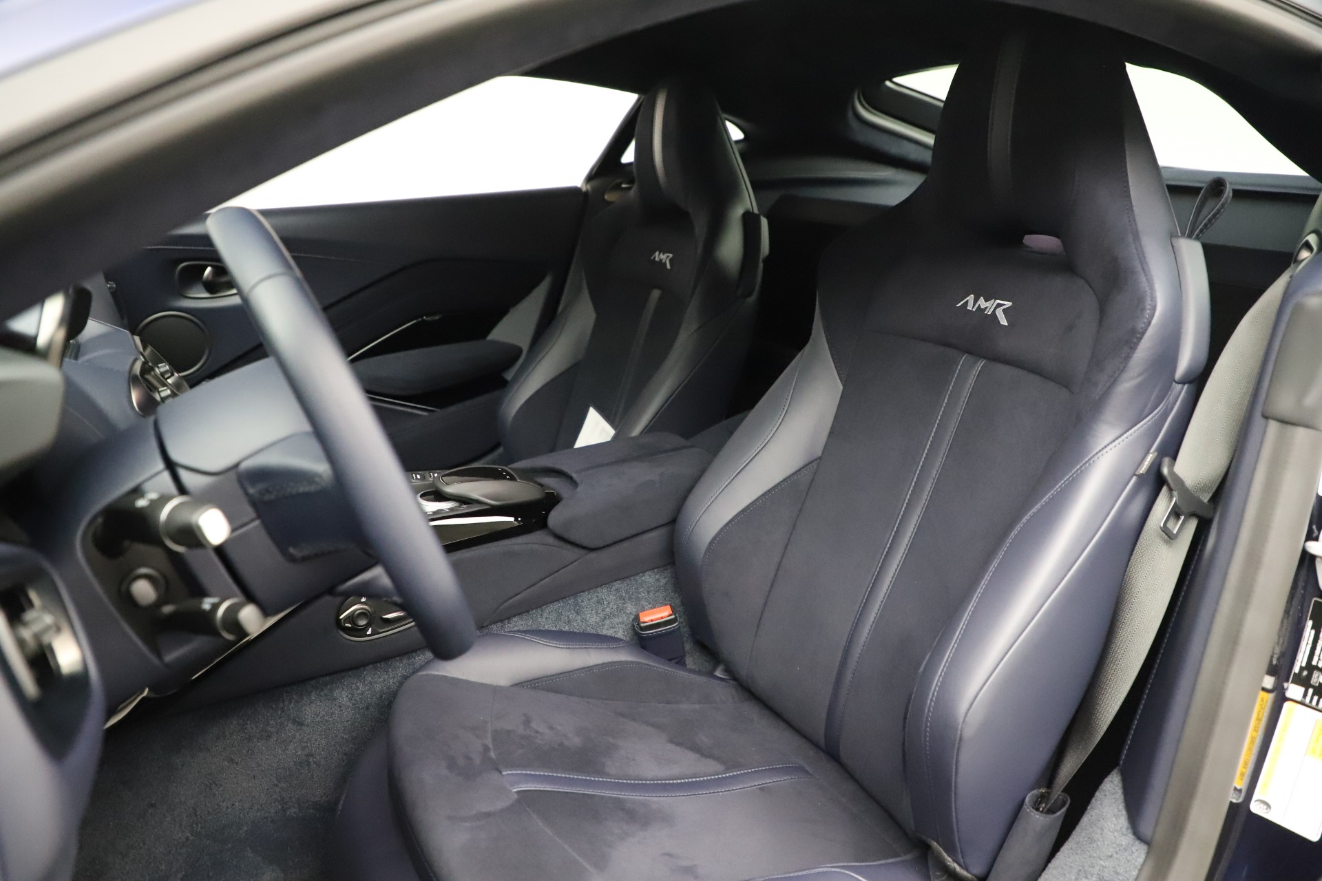 New-2020-Aston-Martin-Vantage-AMR-Coupe