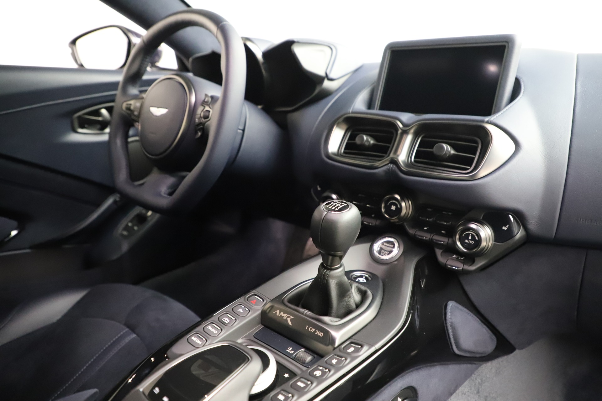 New-2020-Aston-Martin-Vantage-AMR-Coupe