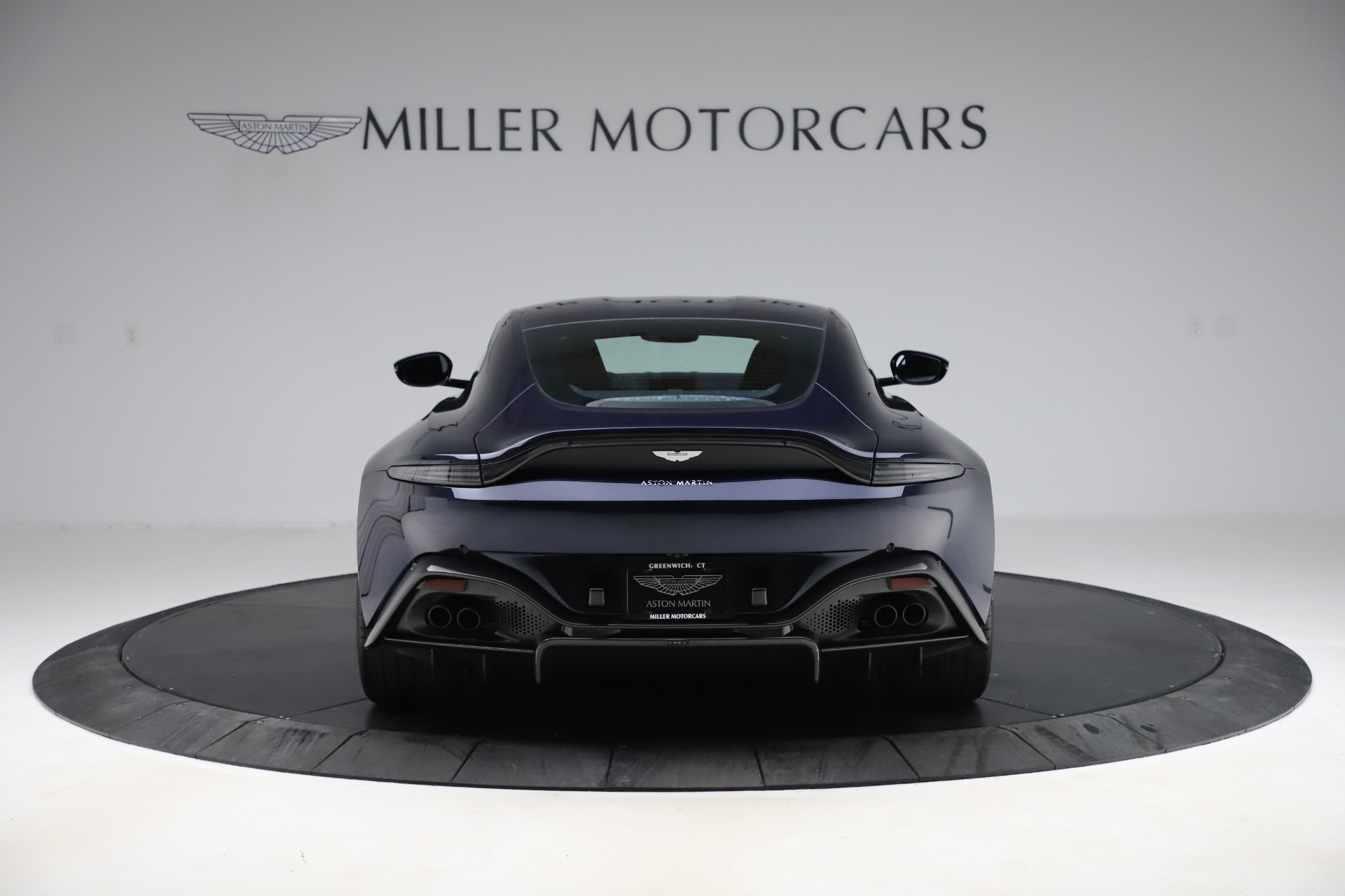 New-2020-Aston-Martin-Vantage-AMR-Coupe