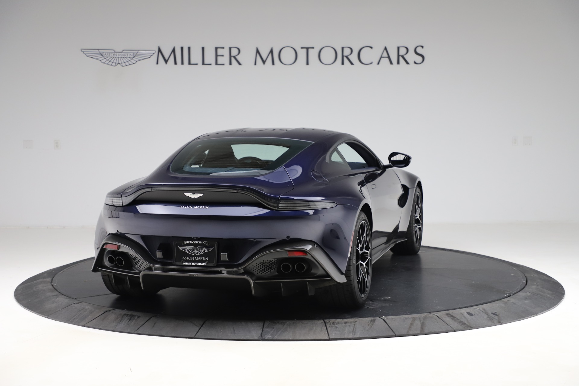 New-2020-Aston-Martin-Vantage-AMR-Coupe