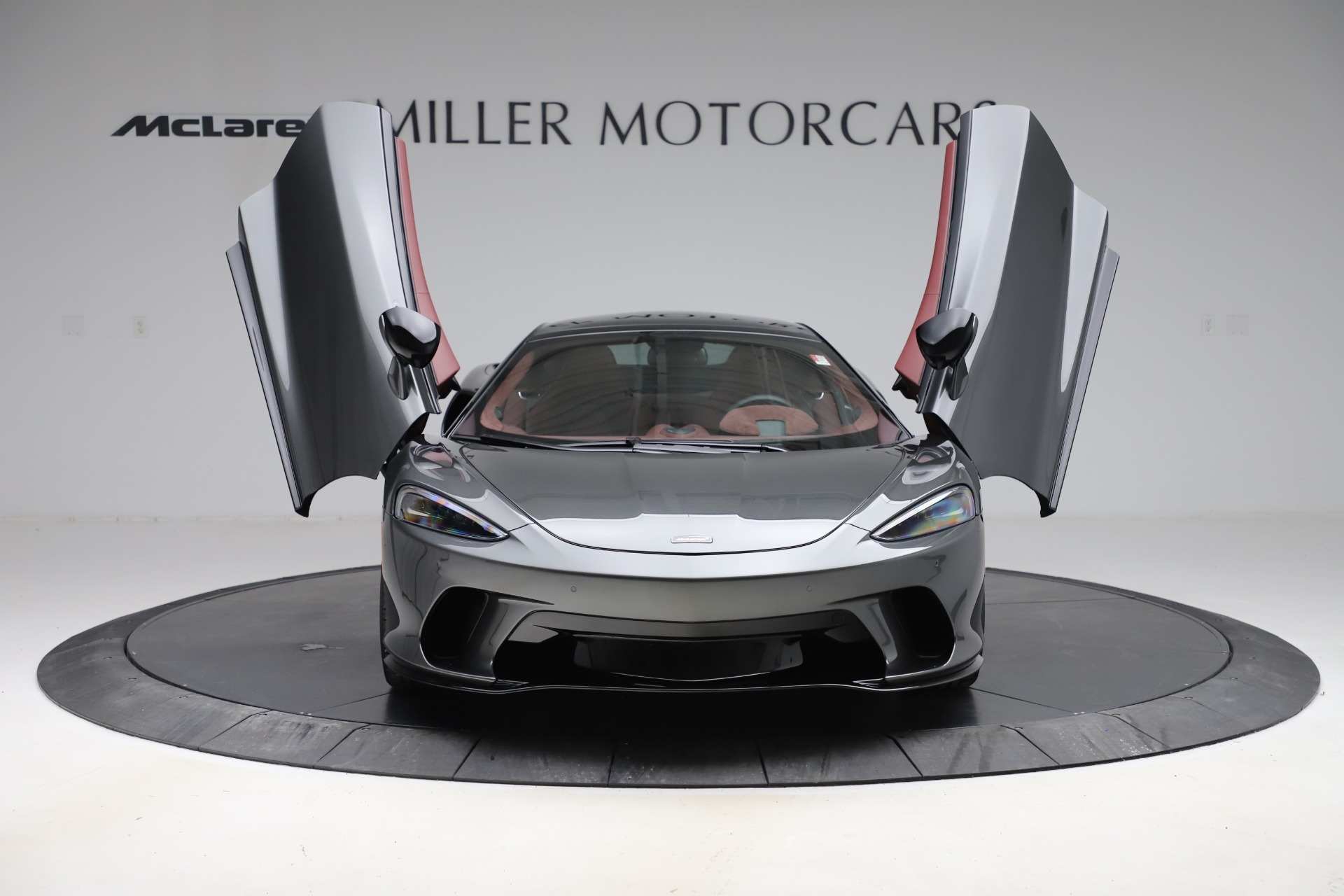 New-2020-McLaren-GT-Pioneer