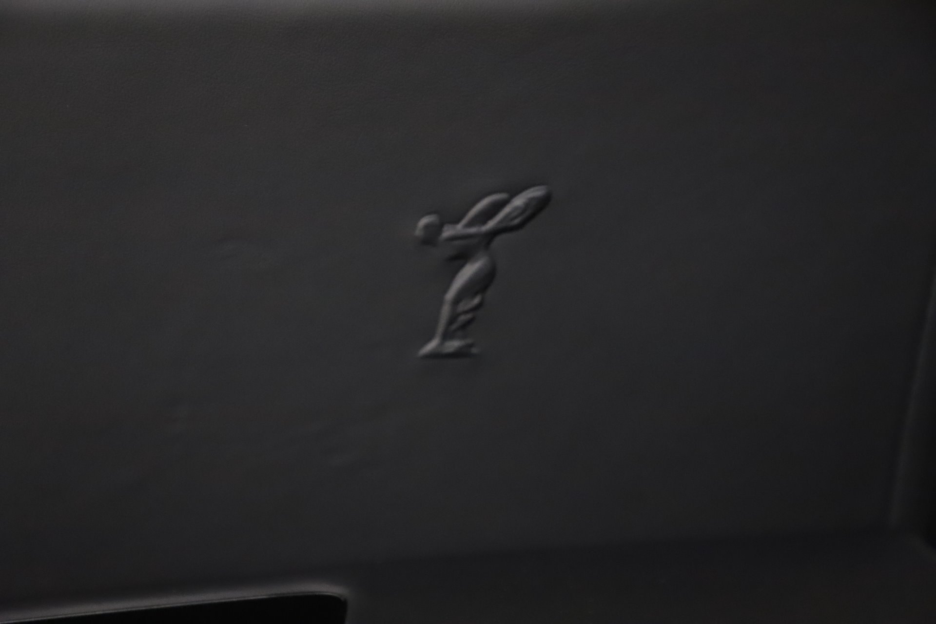 New-2020-Rolls-Royce-Cullinan-Black-Badge