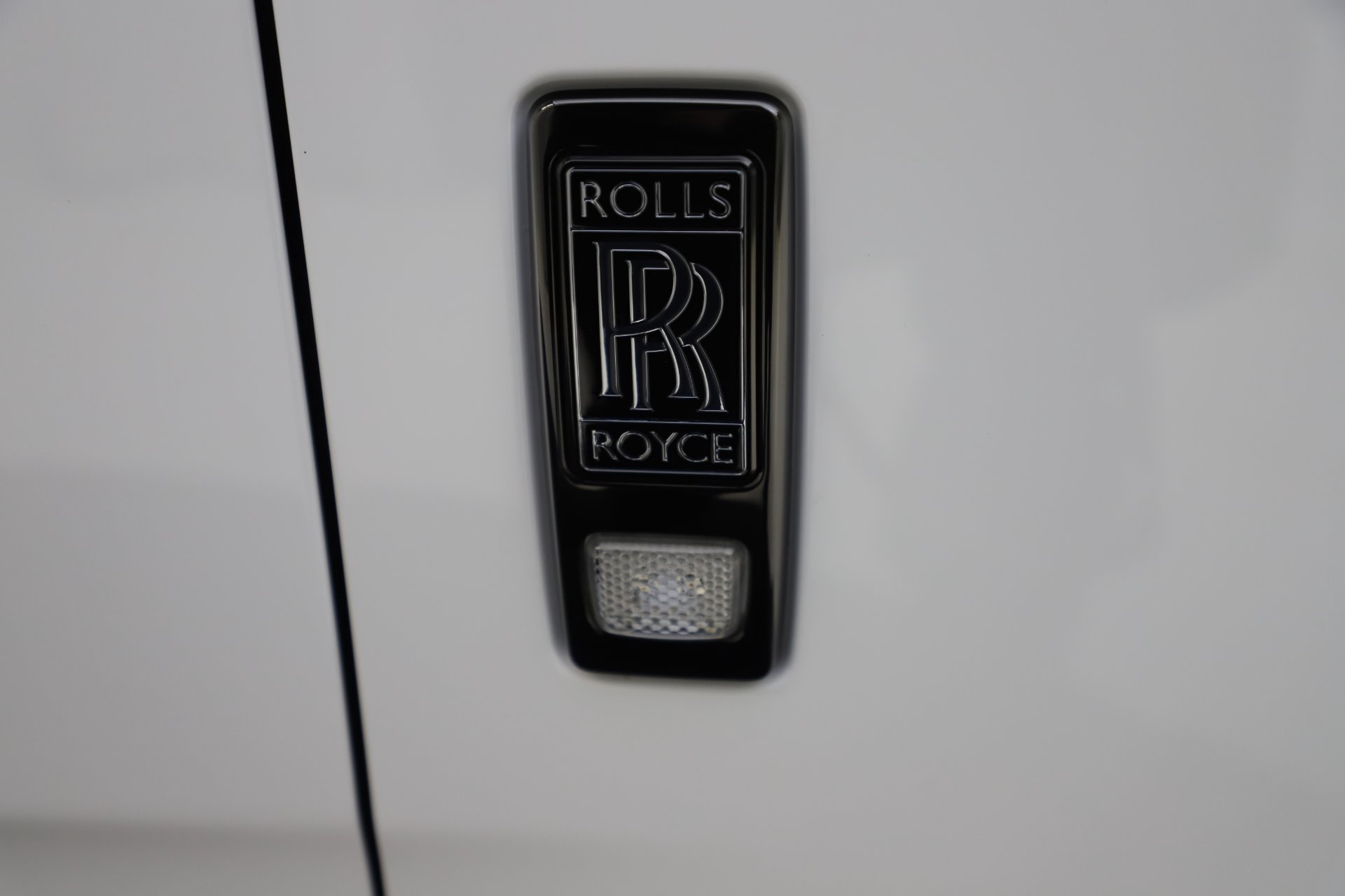 New-2020-Rolls-Royce-Cullinan-Black-Badge