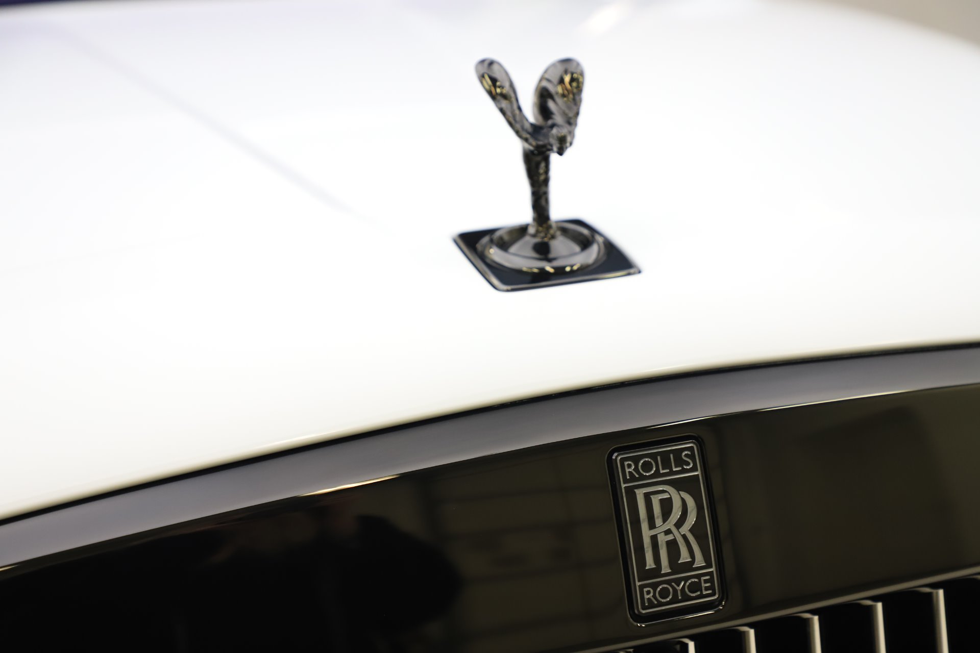 New-2020-Rolls-Royce-Cullinan-Black-Badge