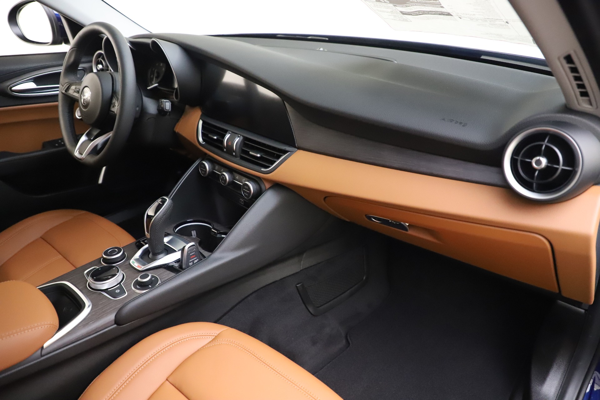 New-2020-Alfa-Romeo-Giulia-Ti-Q4