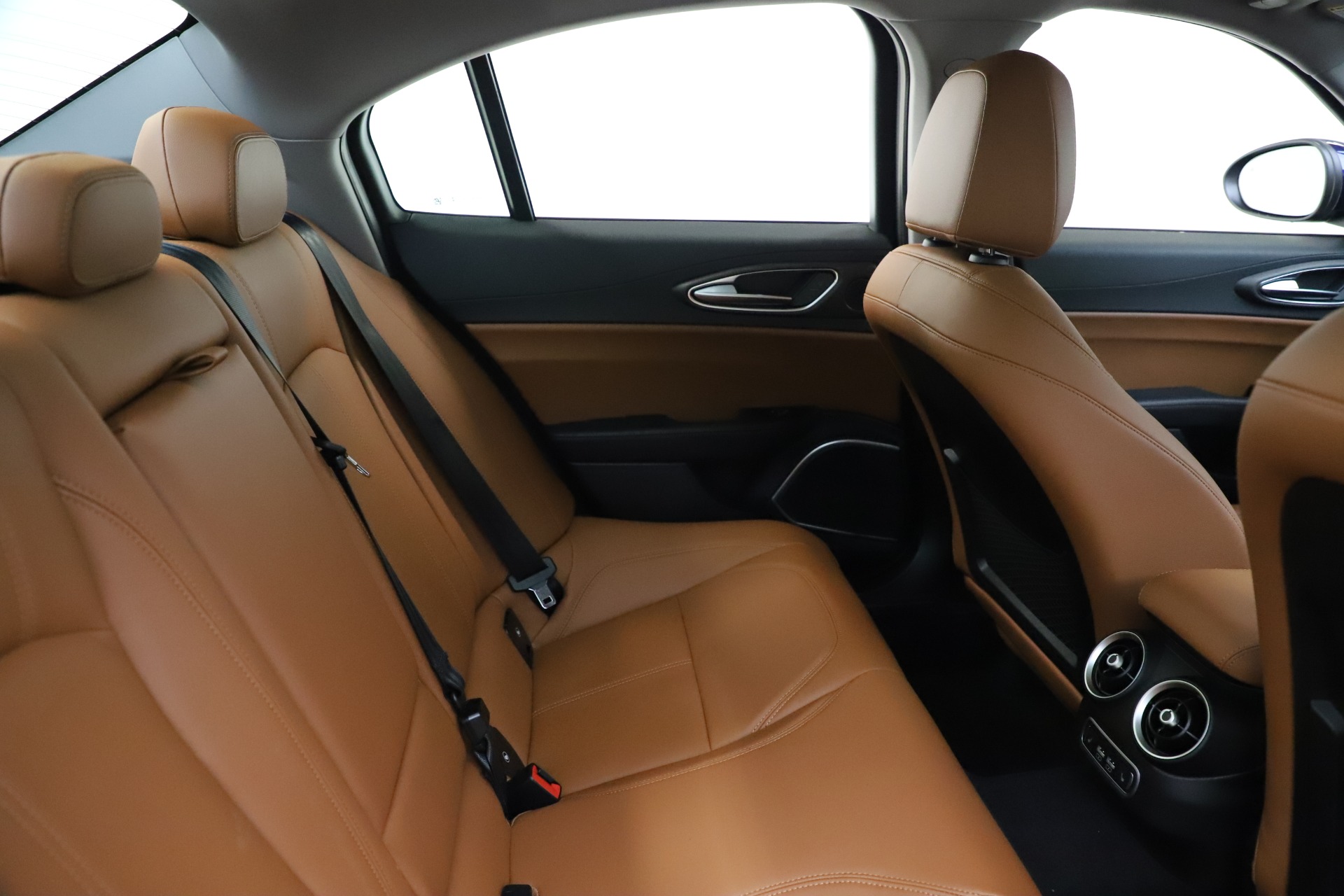 New-2020-Alfa-Romeo-Giulia-Ti-Q4