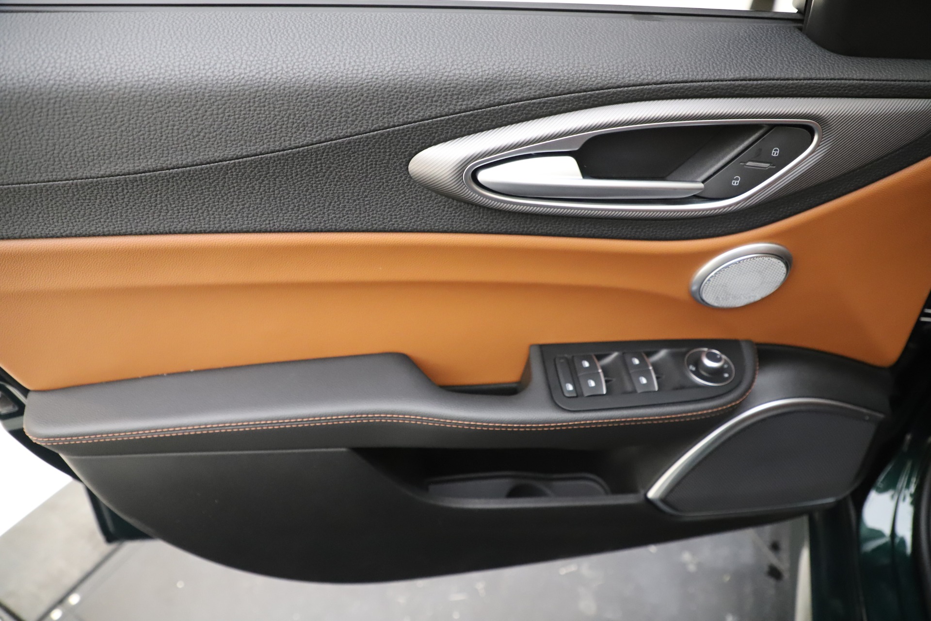 New-2020-Alfa-Romeo-Giulia-Ti-Sport-Q4