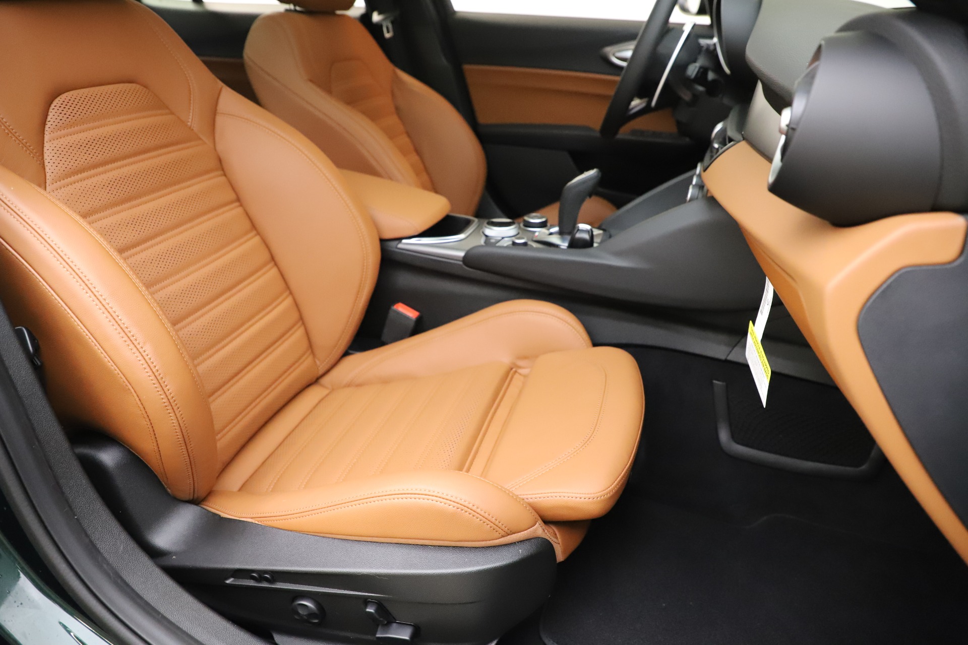 New-2020-Alfa-Romeo-Giulia-Ti-Sport-Q4