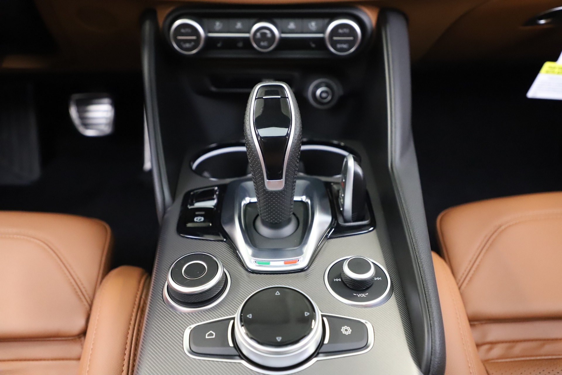 New-2020-Alfa-Romeo-Giulia-Ti-Sport-Q4