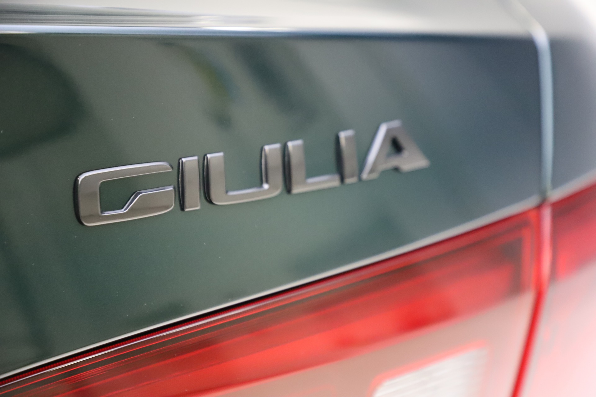 New-2020-Alfa-Romeo-Giulia-Ti-Sport-Q4