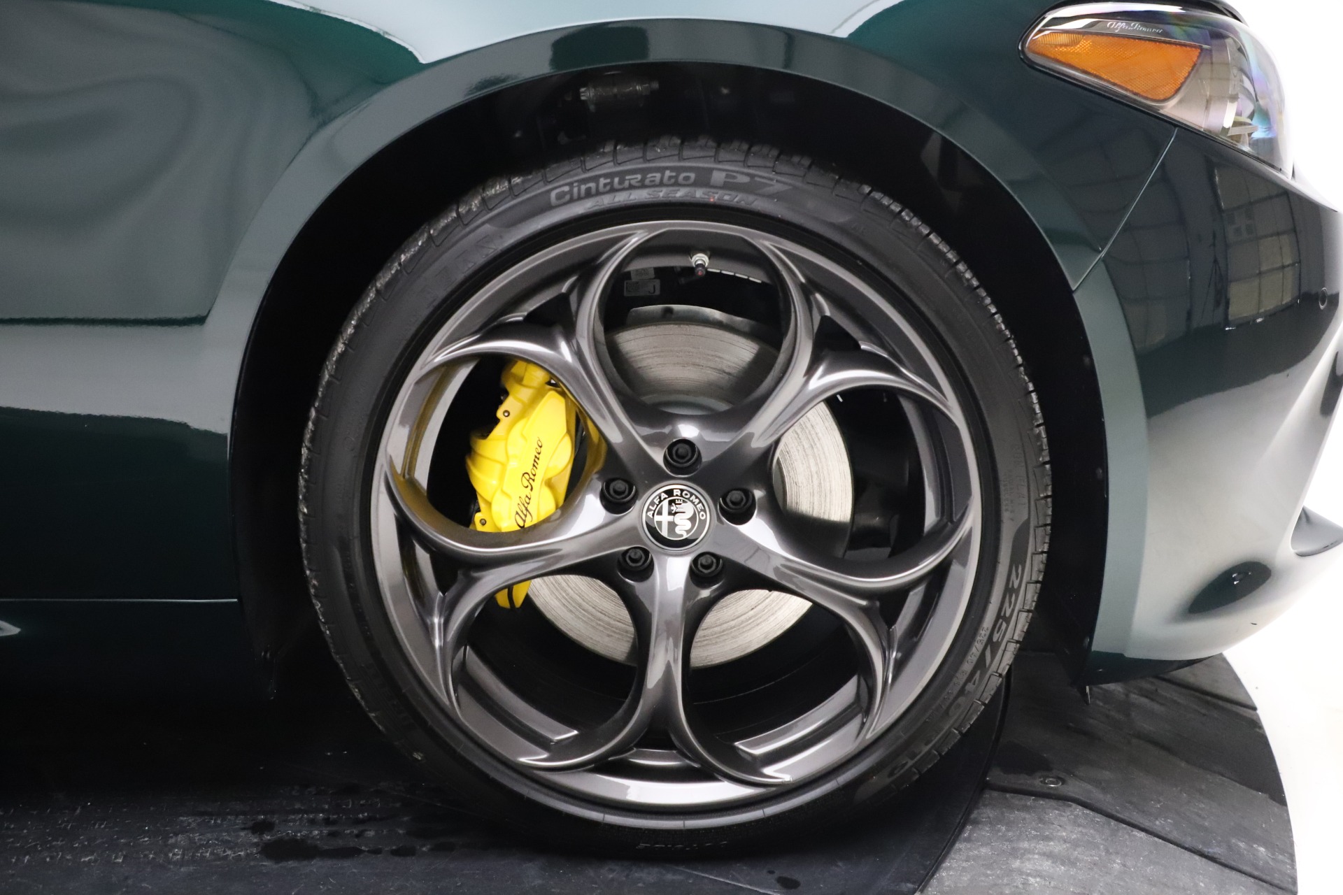 New-2020-Alfa-Romeo-Giulia-Ti-Sport-Q4