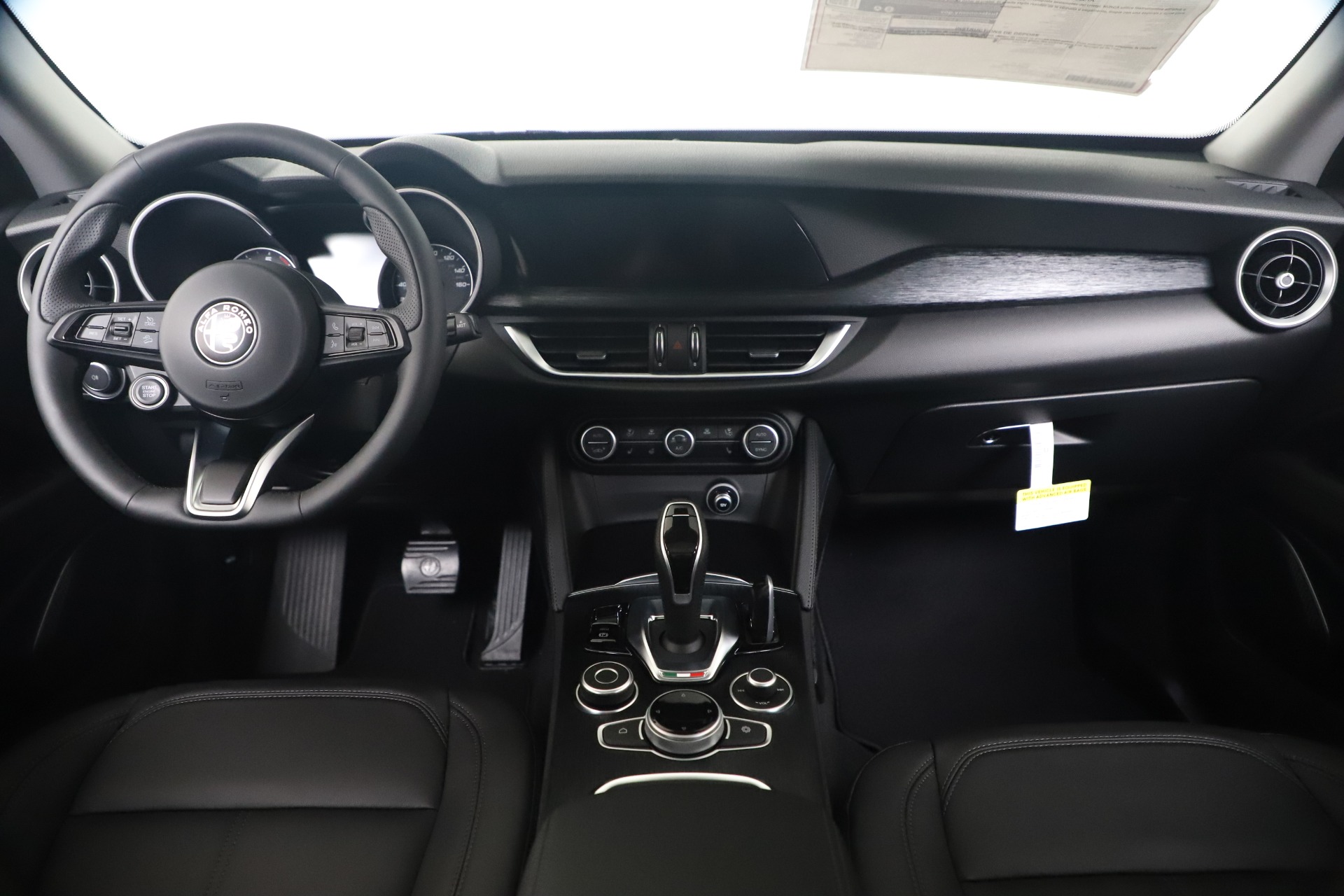 New-2020-Alfa-Romeo-Stelvio-Q4