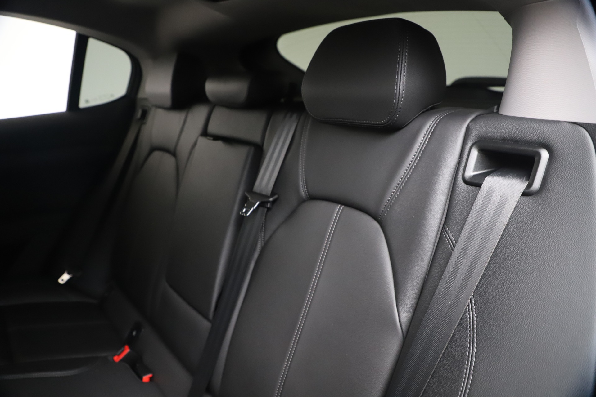 New-2020-Alfa-Romeo-Stelvio-Q4