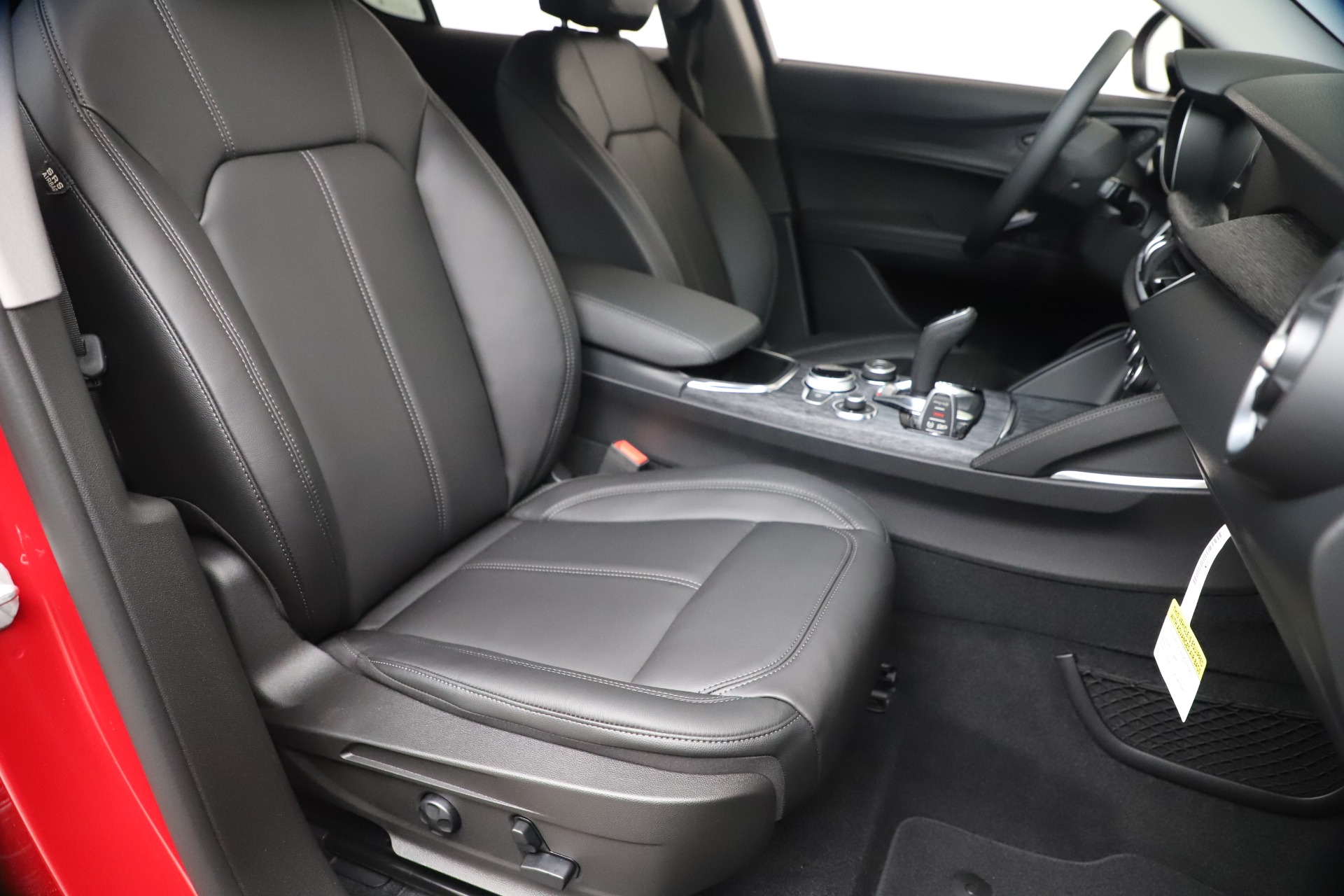 New-2020-Alfa-Romeo-Stelvio-Q4