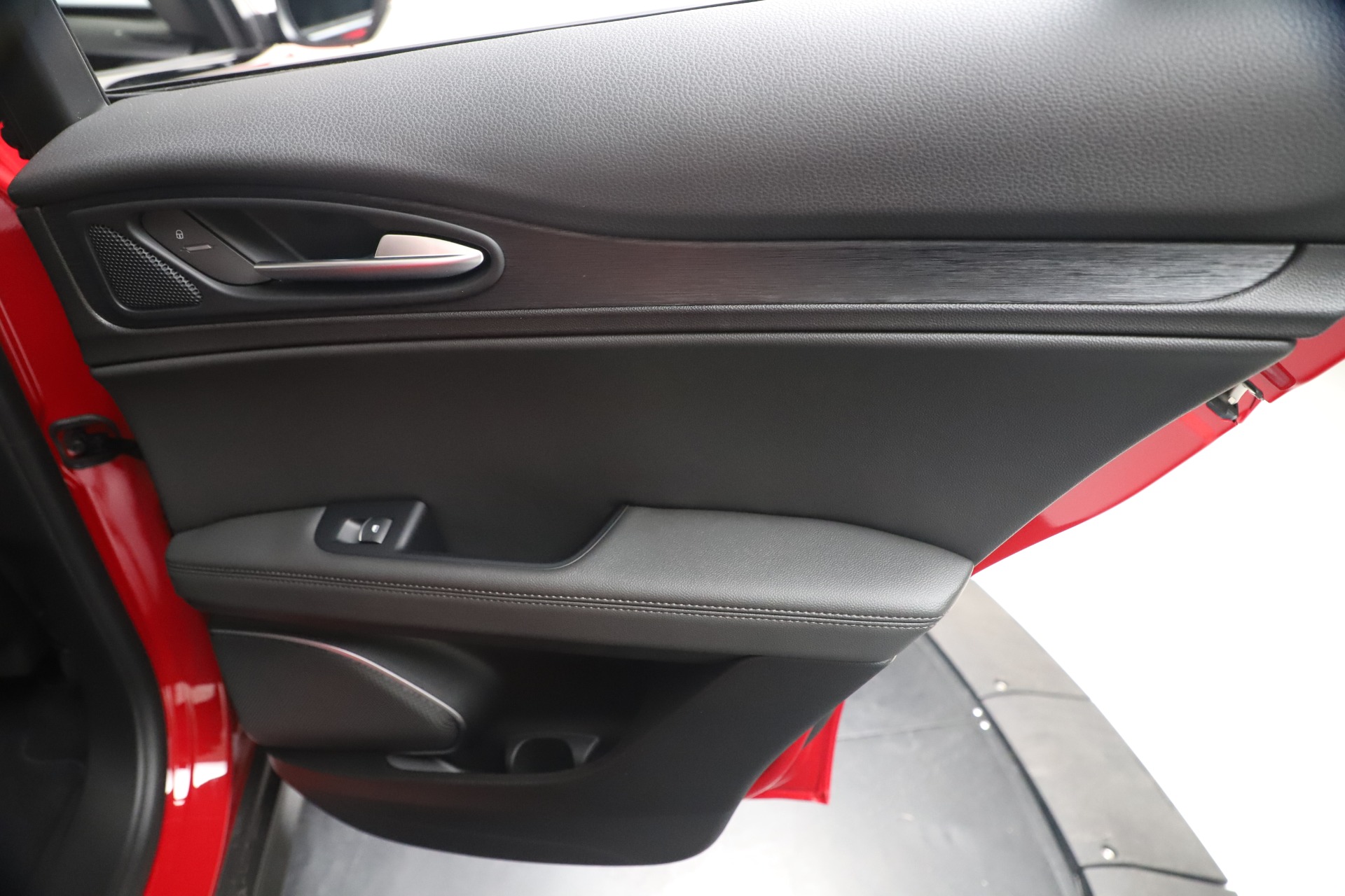 New-2020-Alfa-Romeo-Stelvio-Q4