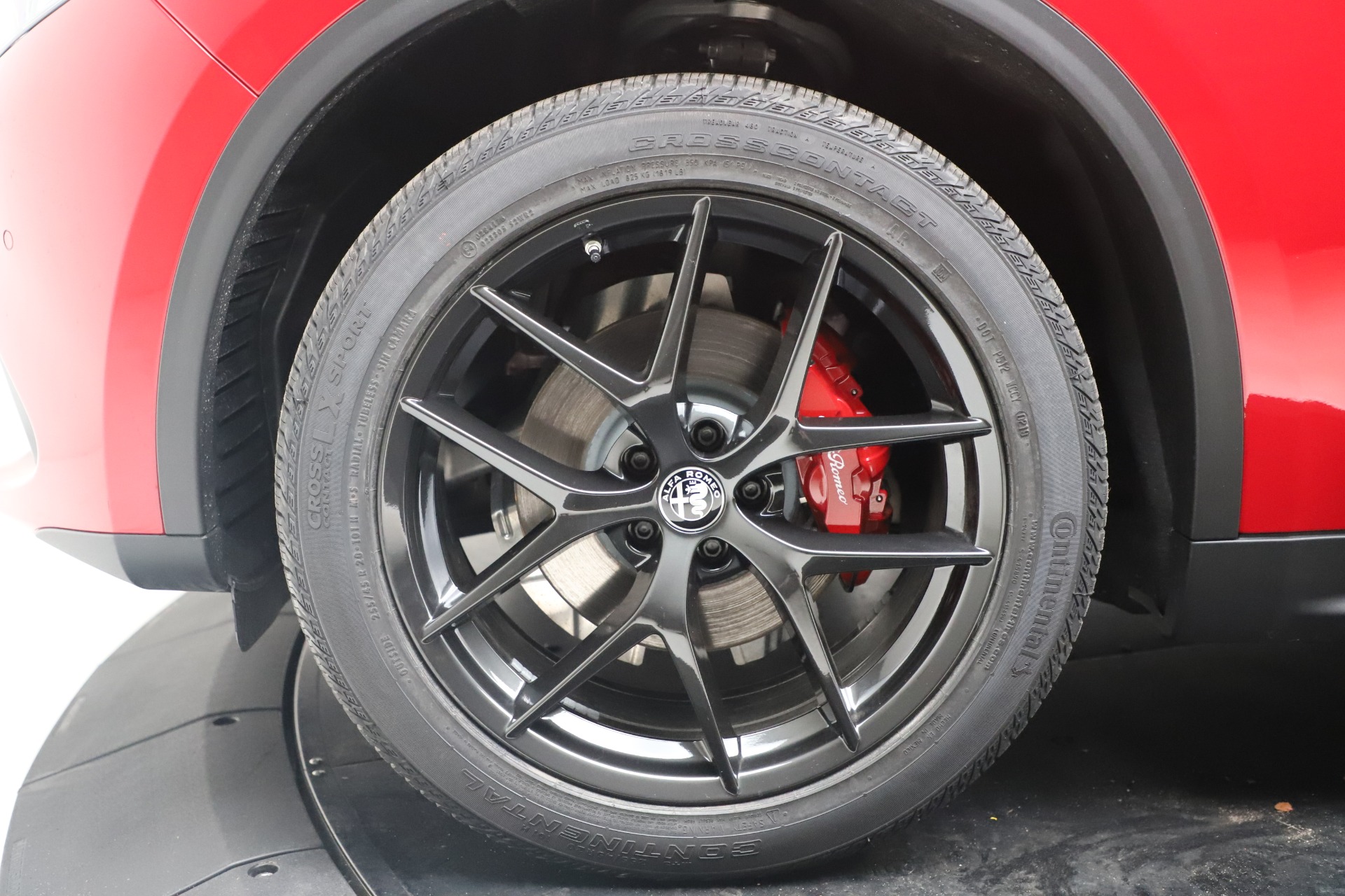 New-2020-Alfa-Romeo-Stelvio-Q4