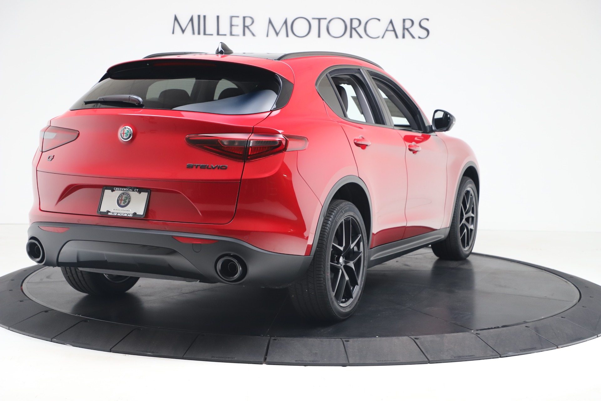 New-2020-Alfa-Romeo-Stelvio-Q4