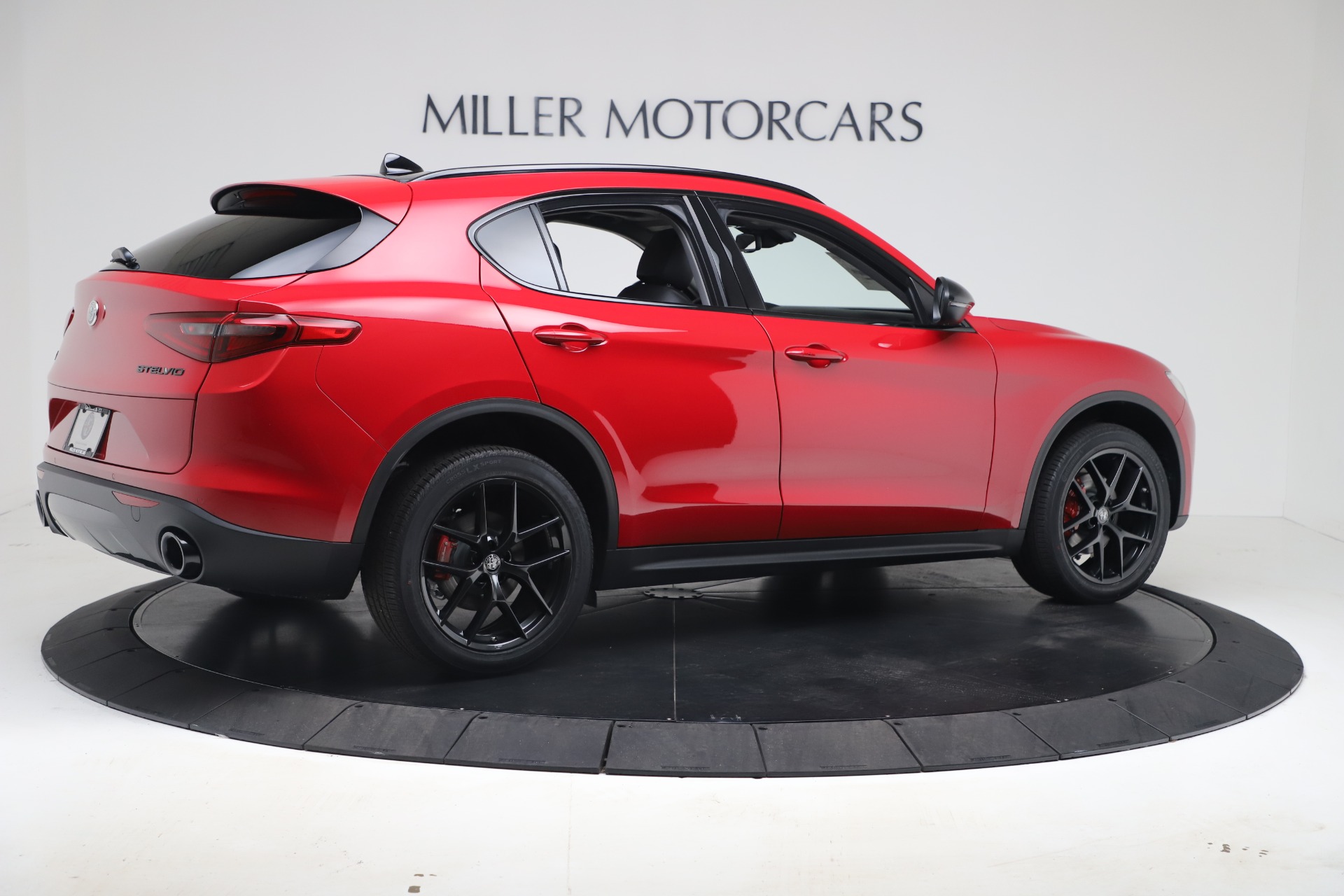 New-2020-Alfa-Romeo-Stelvio-Q4
