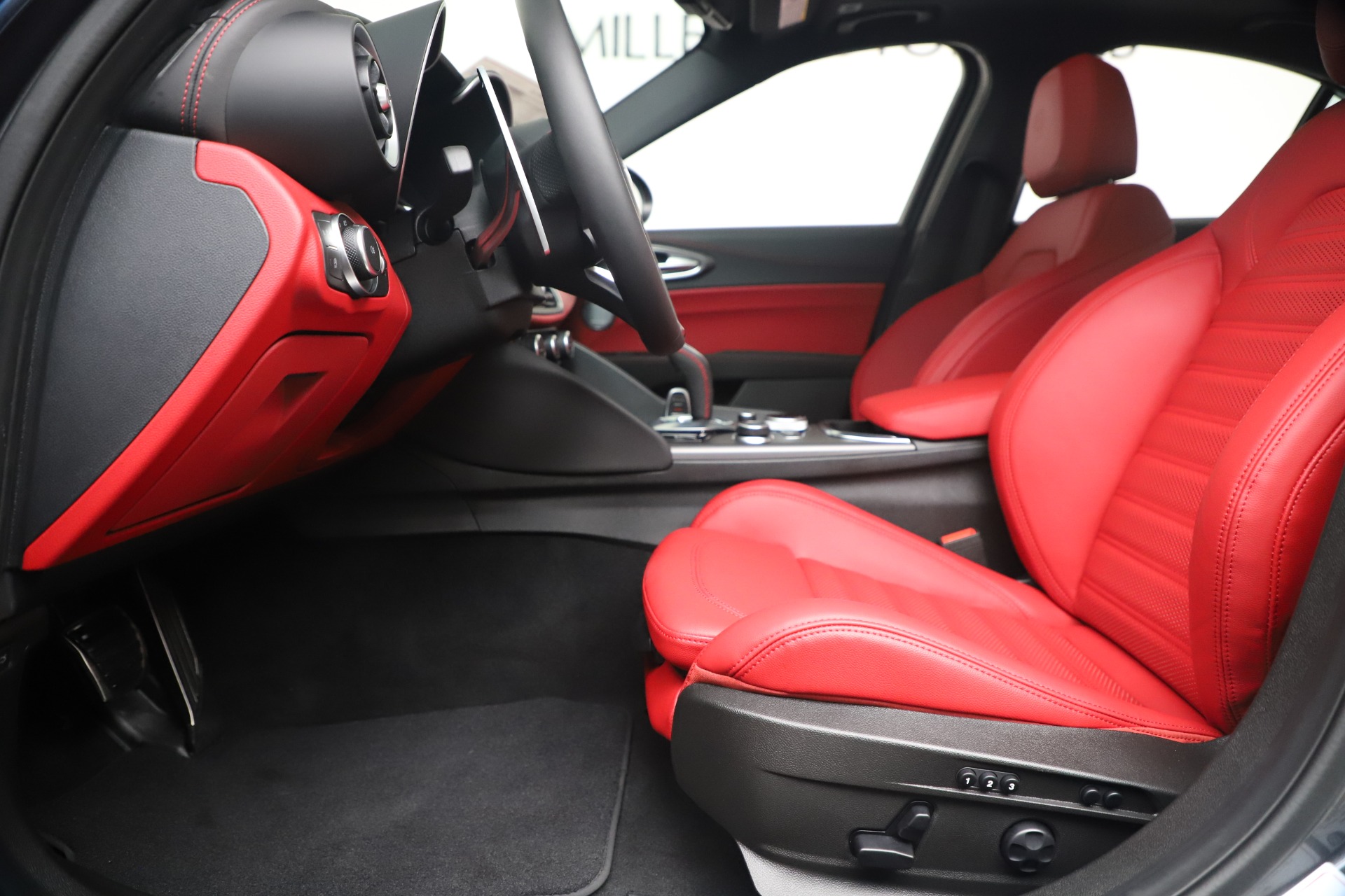 New-2020-Alfa-Romeo-Giulia-Ti-Sport-Q4