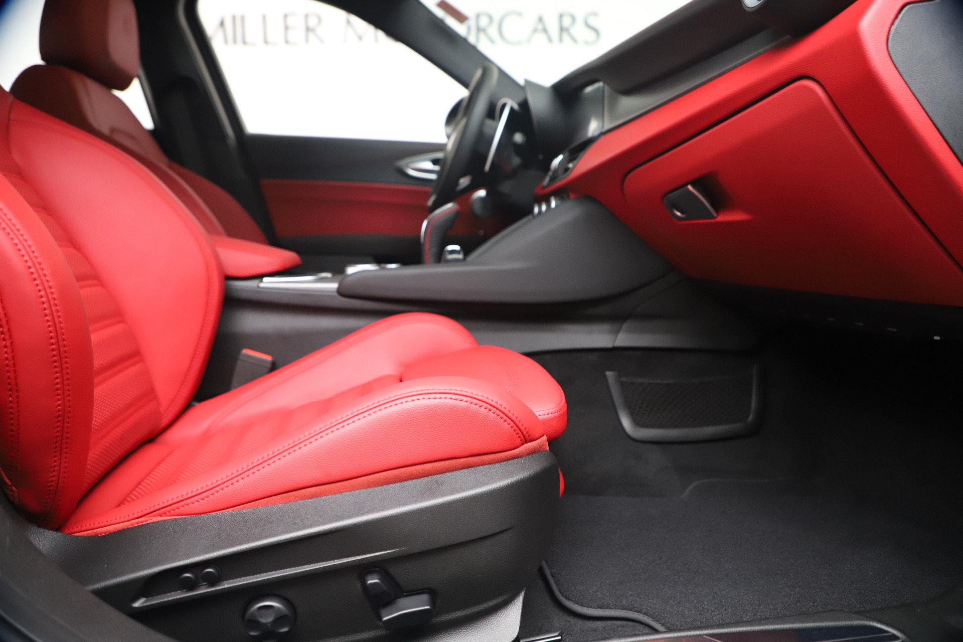 New-2020-Alfa-Romeo-Giulia-Ti-Sport-Q4