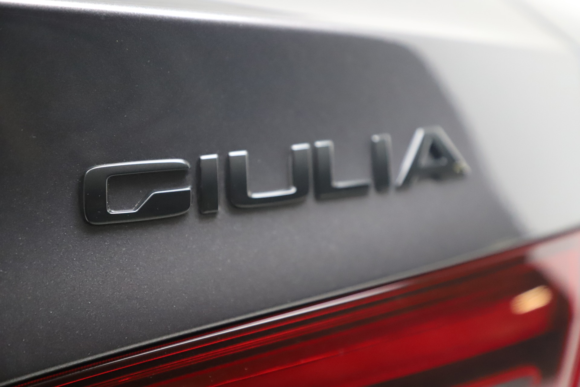 New-2020-Alfa-Romeo-Giulia-Ti-Sport-Q4