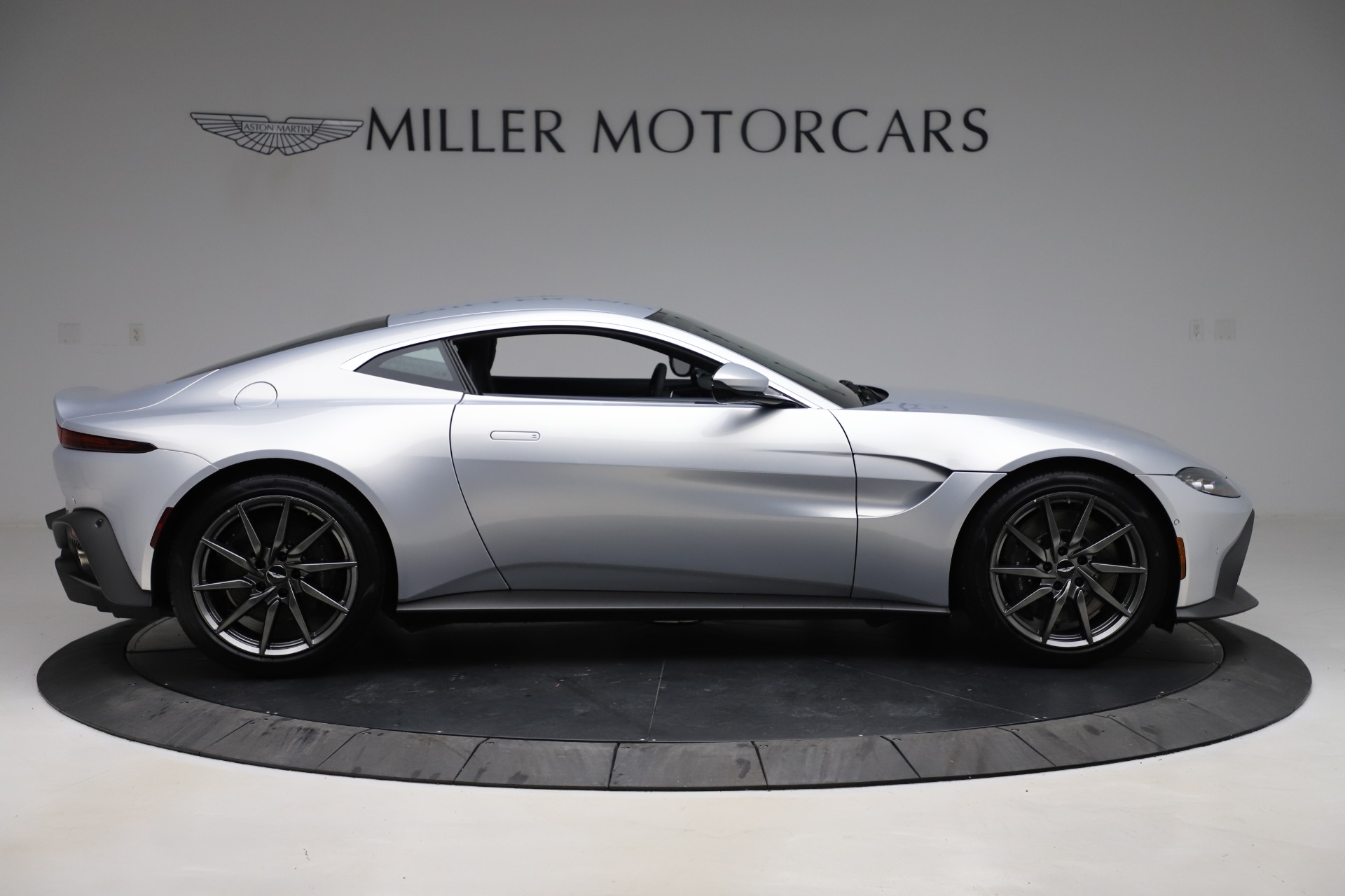 New-2020-Aston-Martin-Vantage-Coupe