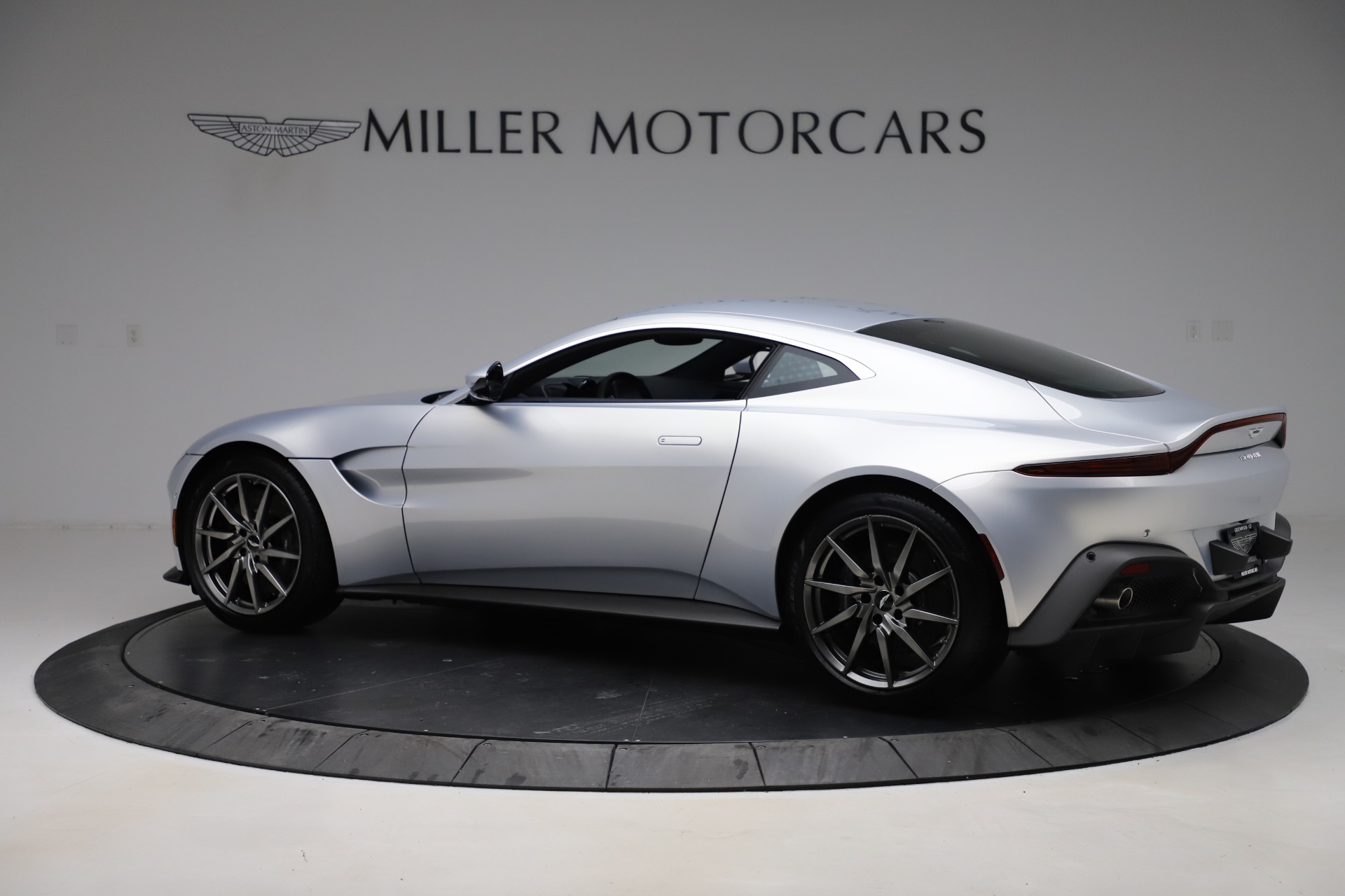 New-2020-Aston-Martin-Vantage-Coupe