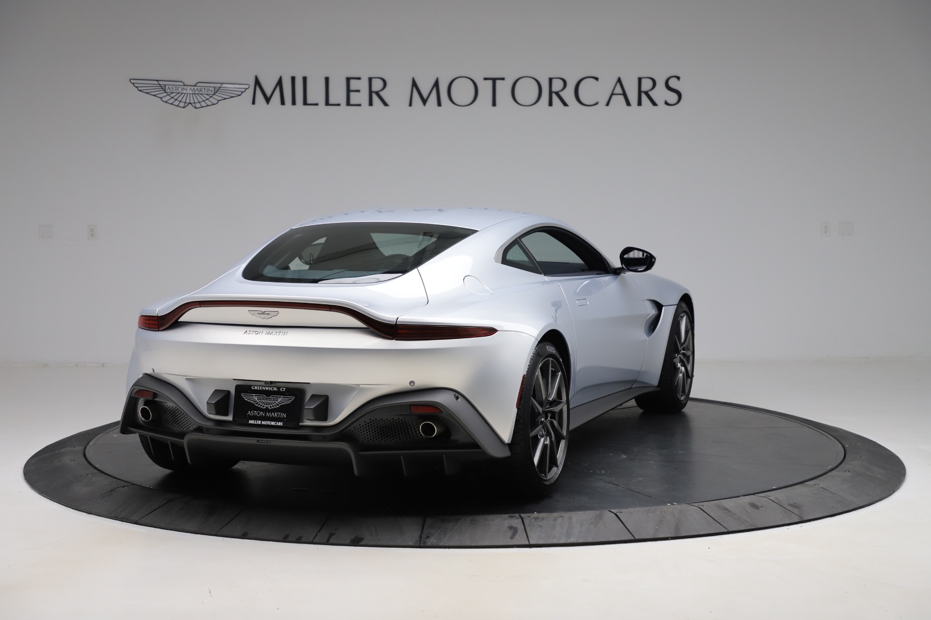 New-2020-Aston-Martin-Vantage-Coupe