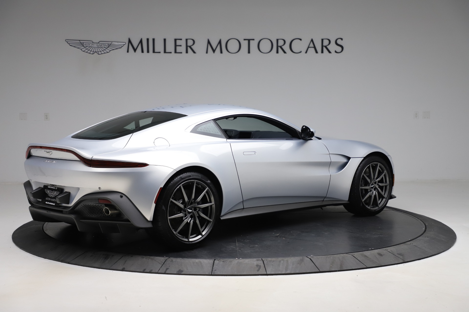 New-2020-Aston-Martin-Vantage-Coupe