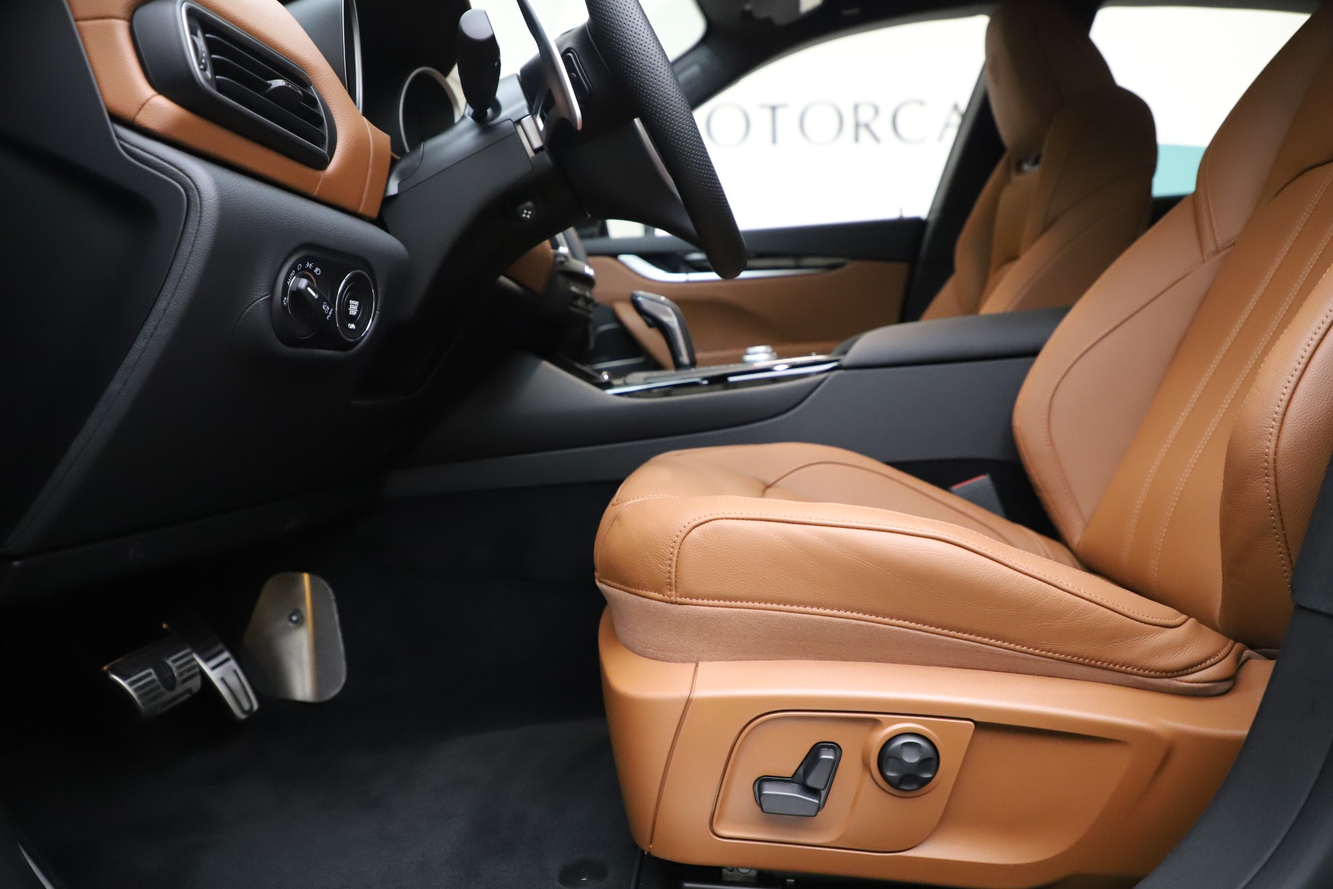 New-2020-Maserati-Levante-Q4-GranSport